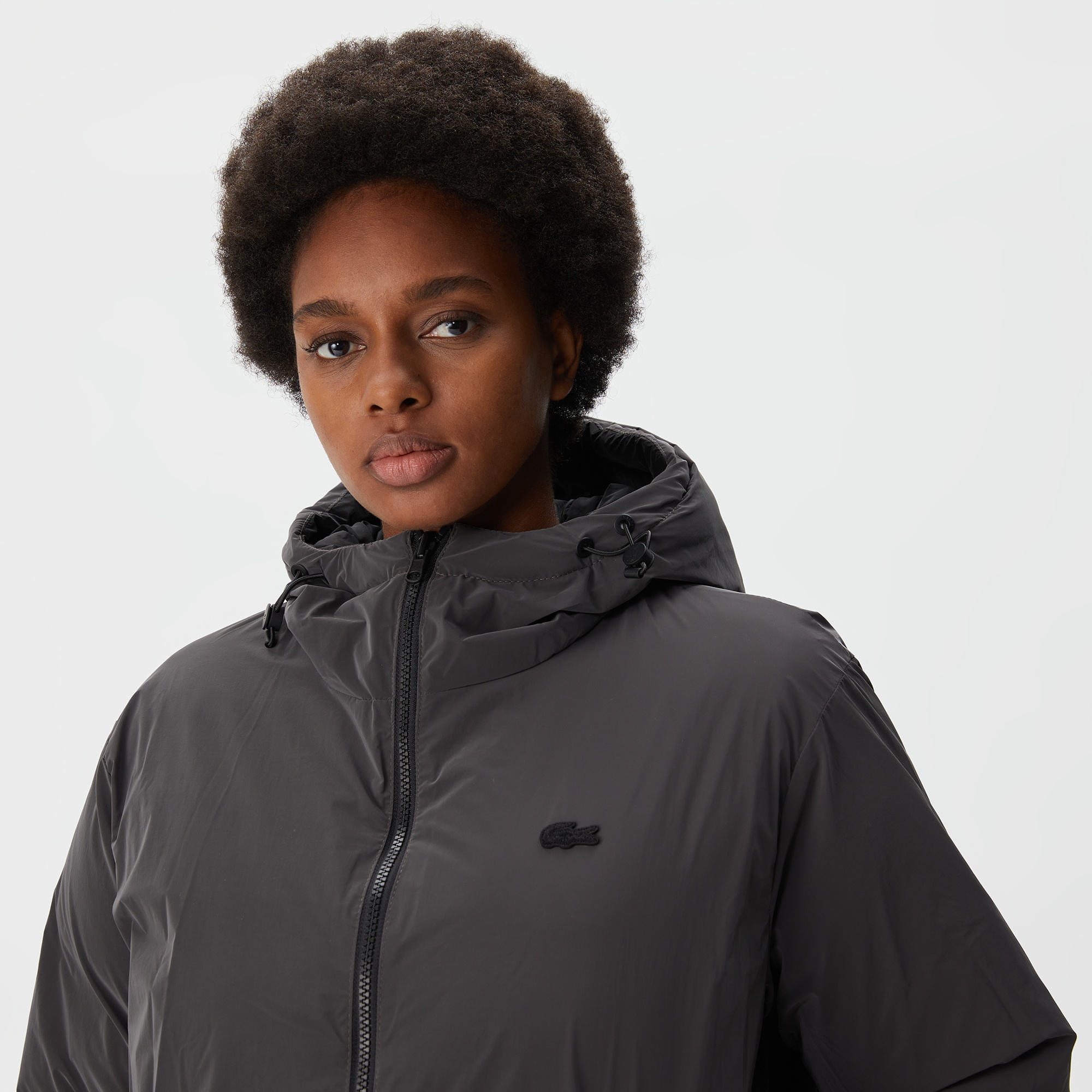 Lacoste Kadın Kapüşonlu Çift Taraflı Siyah Şişme Mont