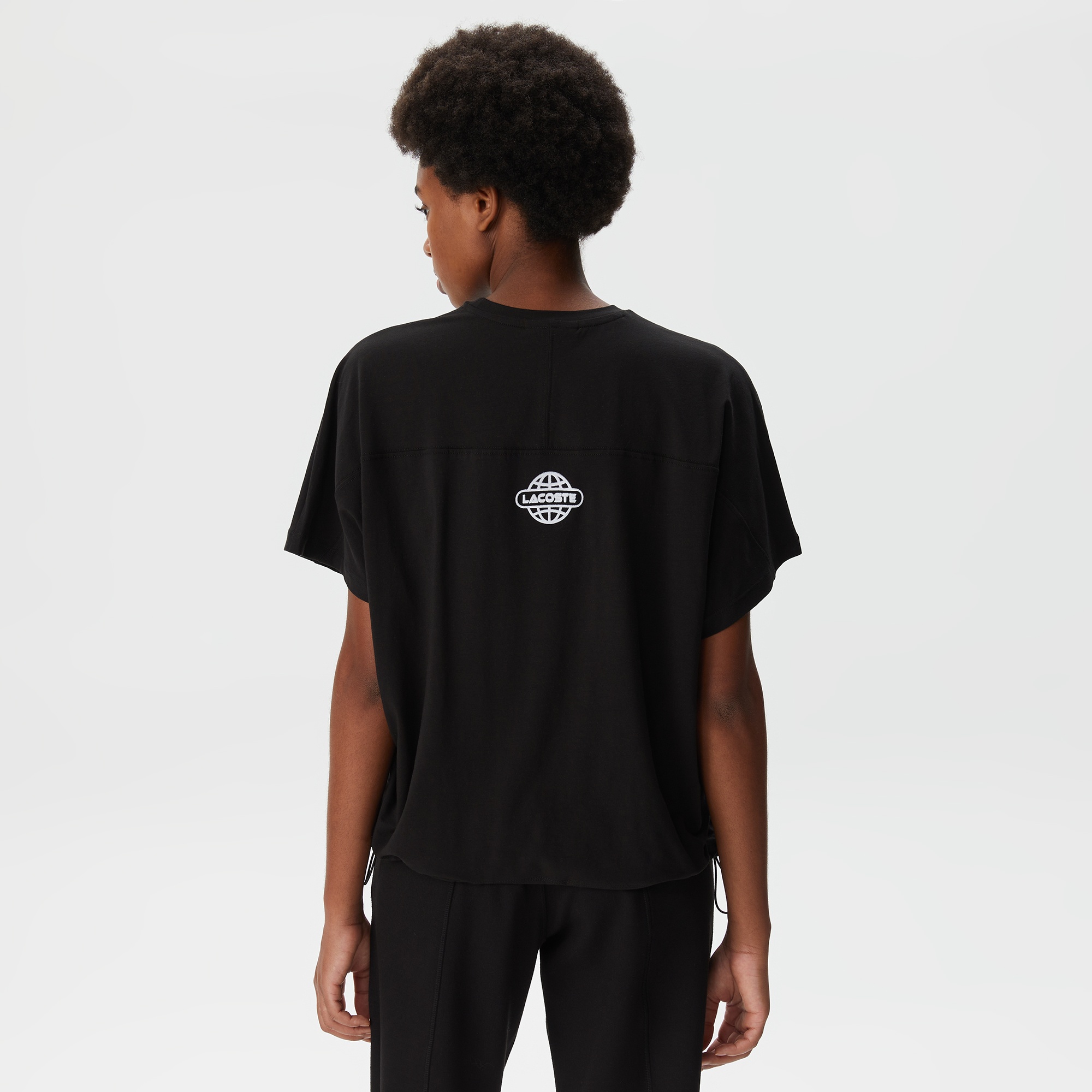 Lacoste Kadın Loose Fit Bisiklet Yaka Baskılı Siyah T-Shirt