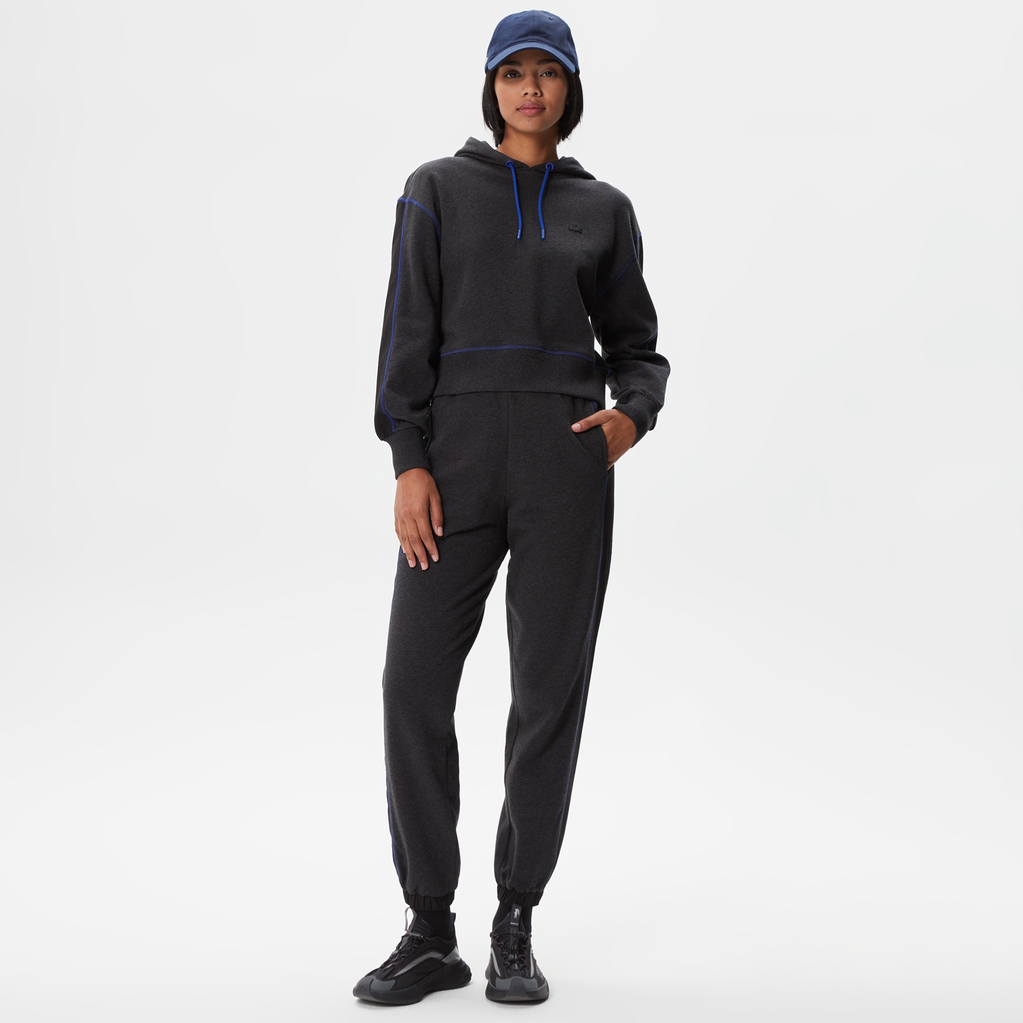 Lacoste Kadın Relaxed Fit Kapüşonlu Renk Bloklu Siyah Sweatshirt