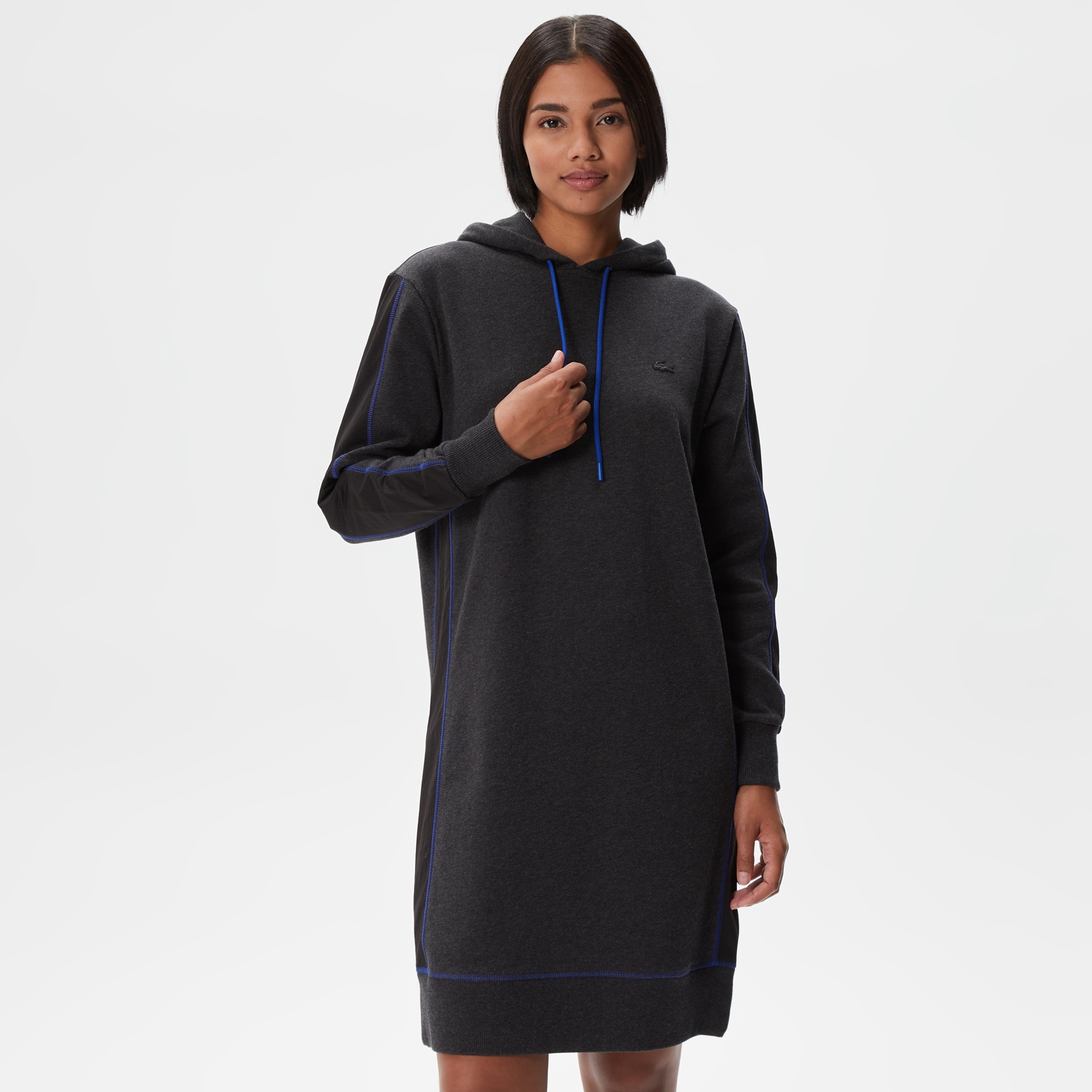 Lacoste Kadın Loose Fit Uzun Kollu Kapüşonlu Desenli Siyah Elbise