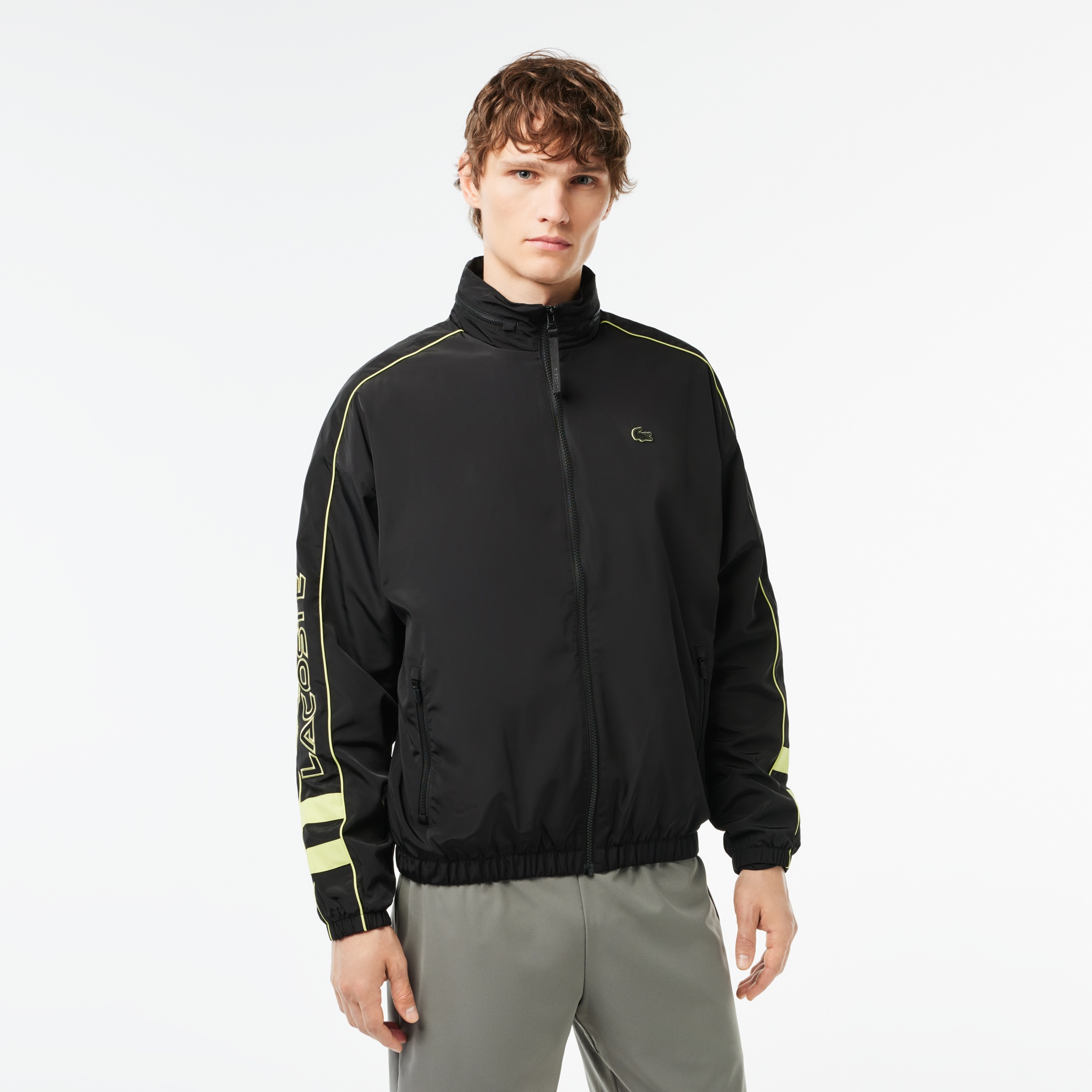 Lacoste Erkek Dik Yaka Baskılı Siyah Mont
