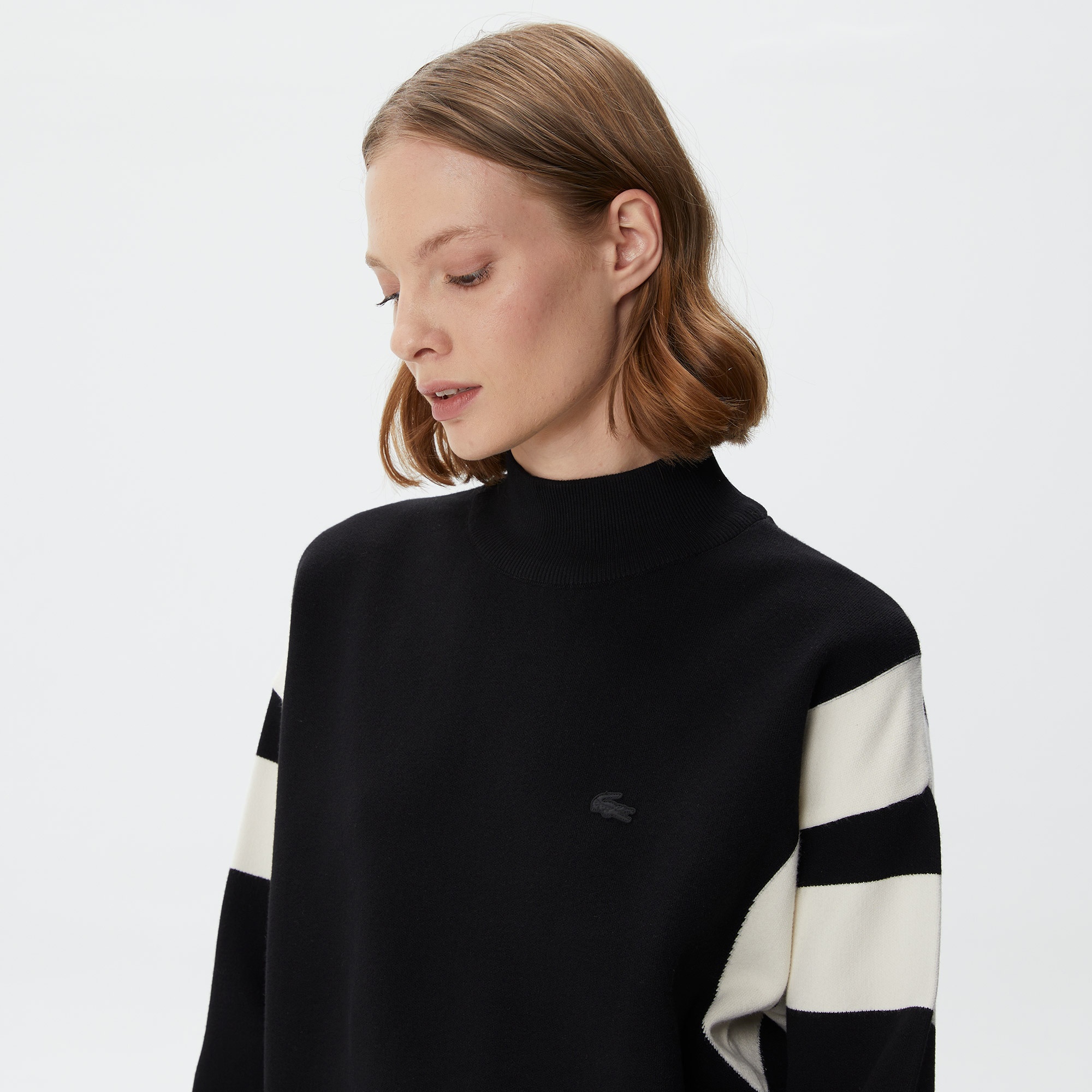 Lacoste Kadın Relaxed Fit Bisiklet Yaka Renk Bloklu Siyah Kazak