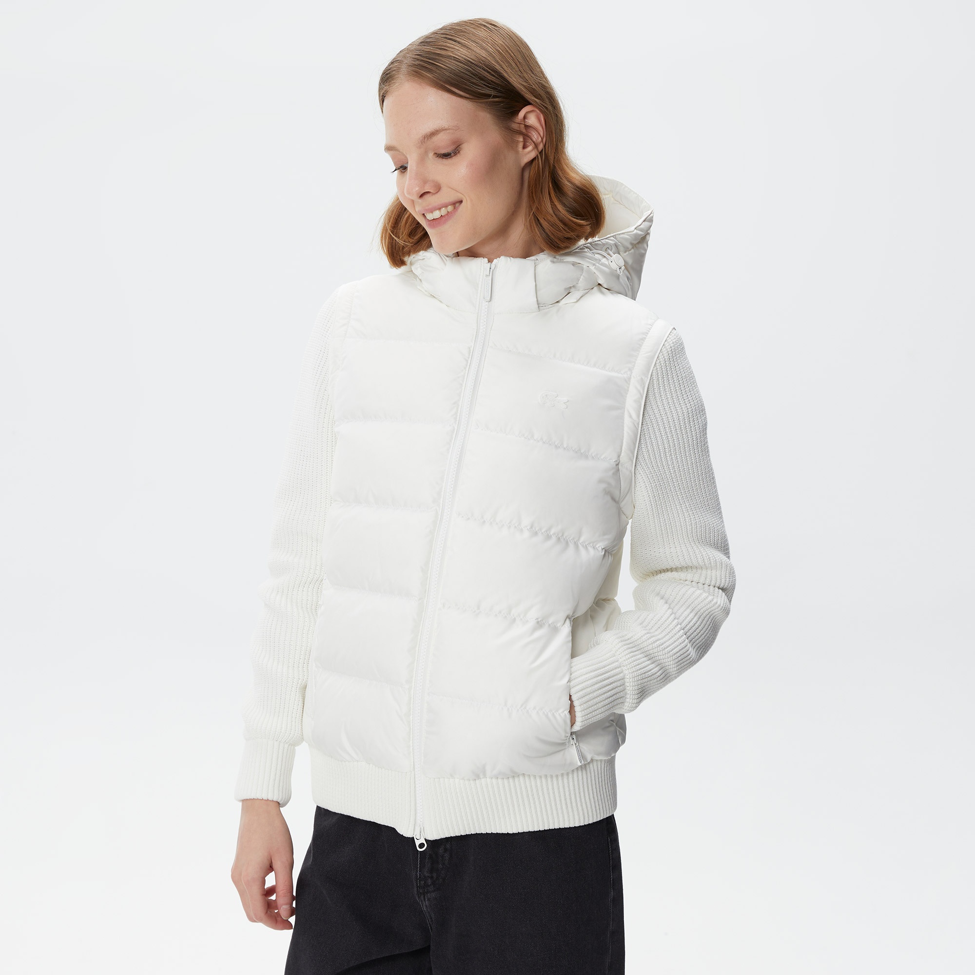 Lacoste Kadın Kapüşonlu Kapitone Beyaz Mont