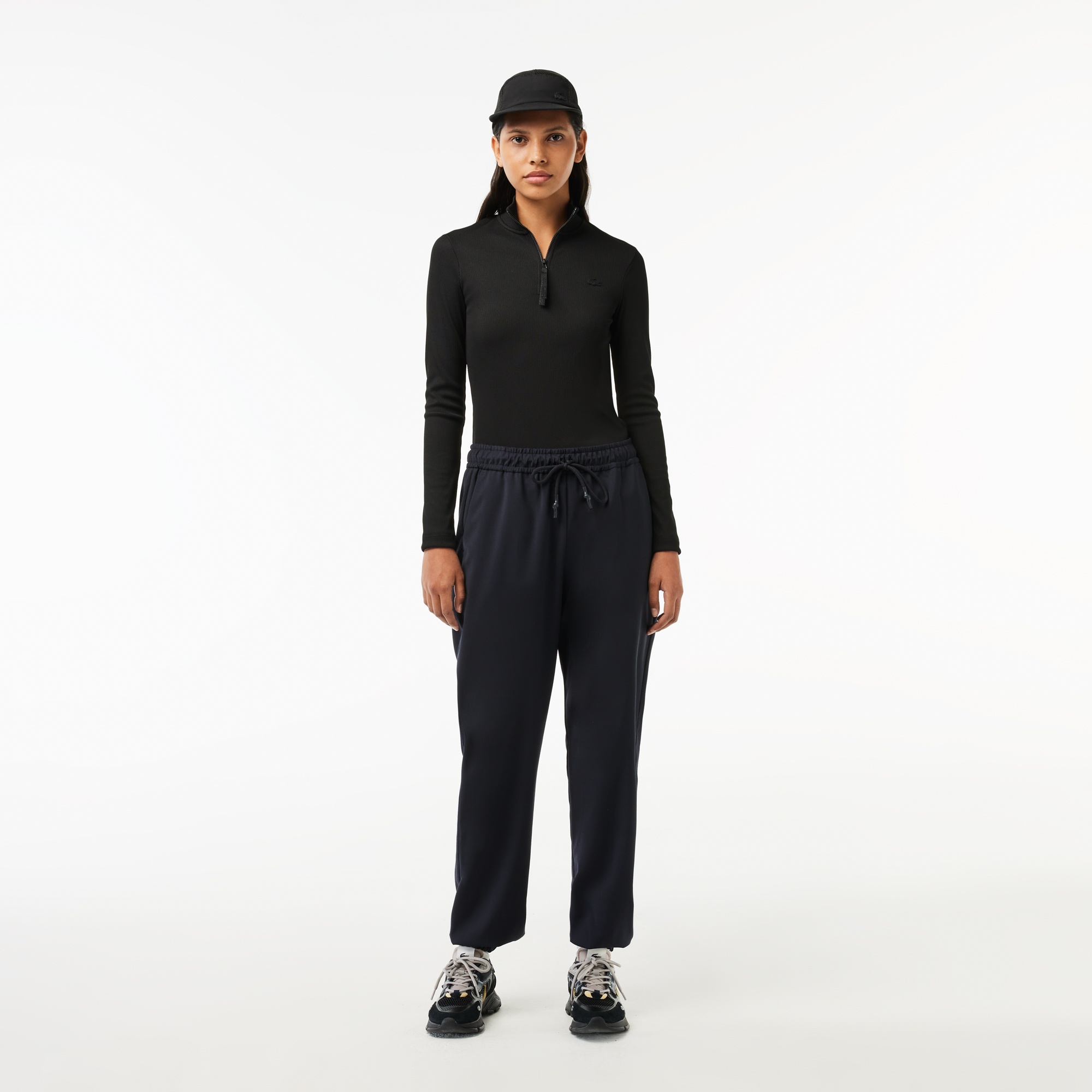 Lacoste Kadın Slim Fit Uzun Kollu Yarım Fermuarlı Siyah Polo