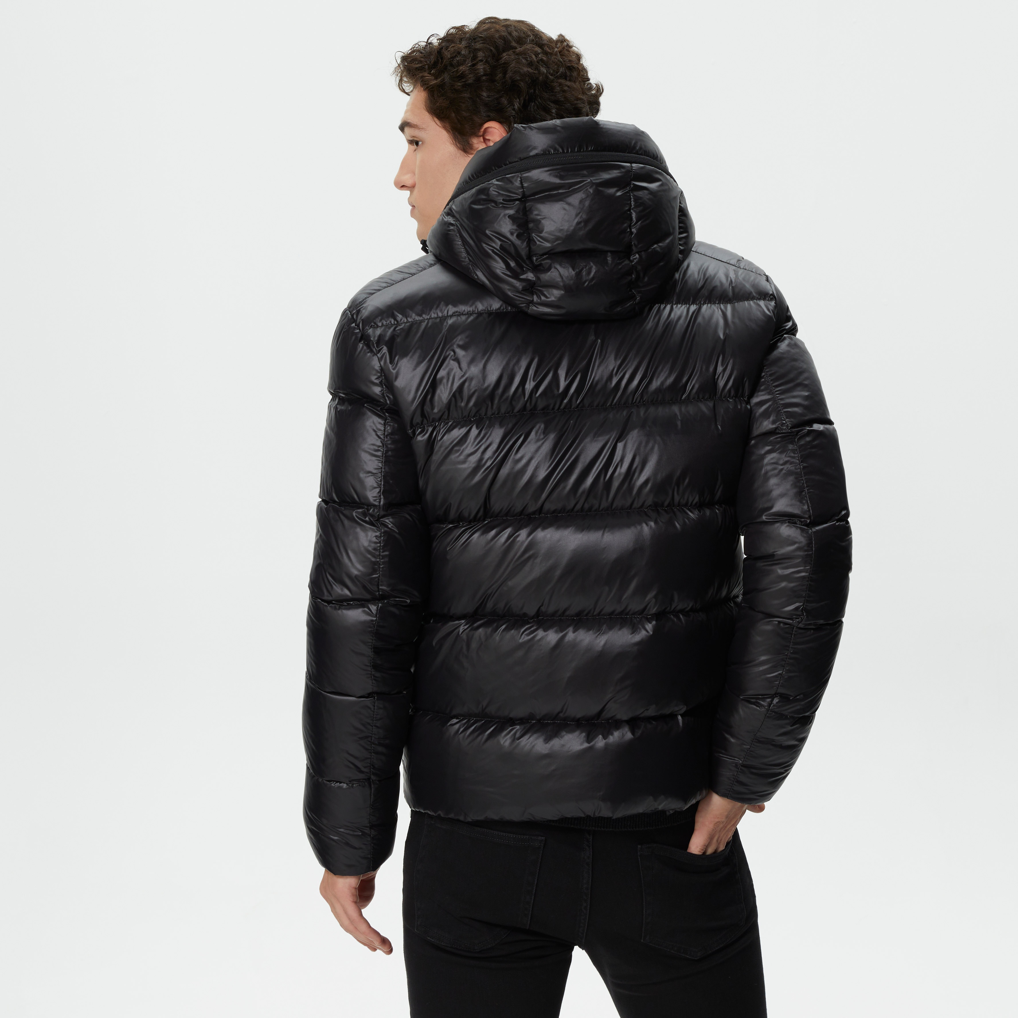 Lacoste Erkek Kapüşonlu Kapitone Siyah Mont