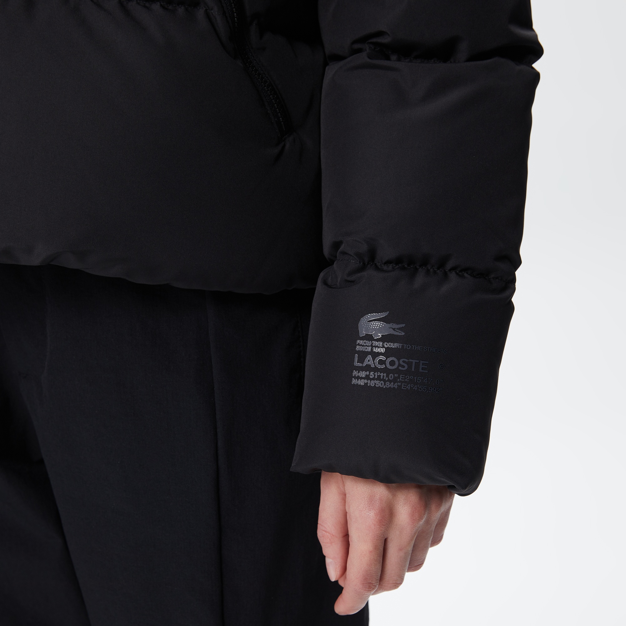 Lacoste Kadın Kapüşonlu Kapitone Siyah Mont