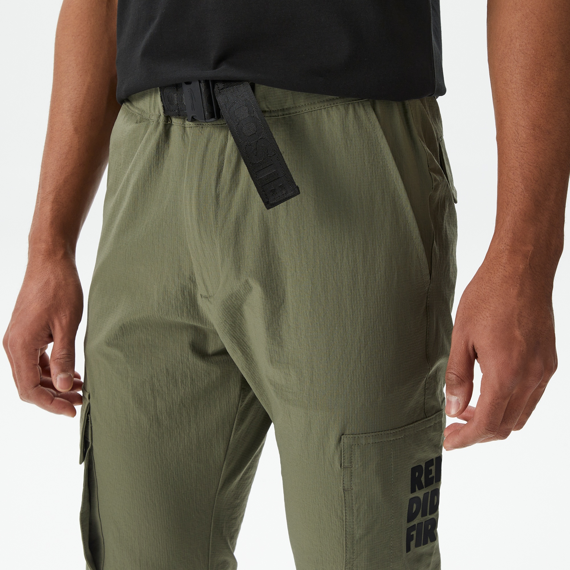 Lacoste Erkek Relaxed Fit Haki Pantolon