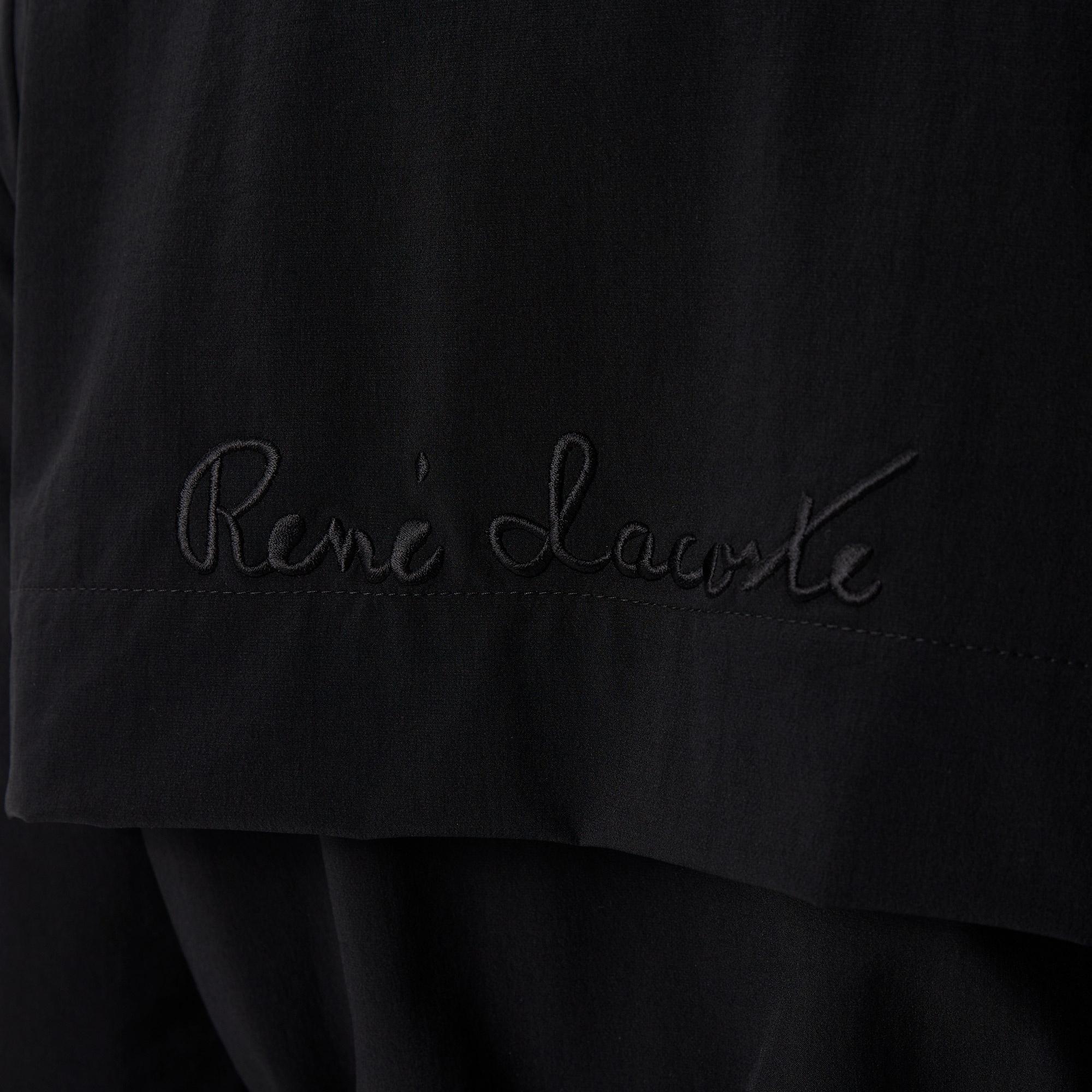 Lacoste Kadın Kapüşonlu Baskılı Siyah Mont