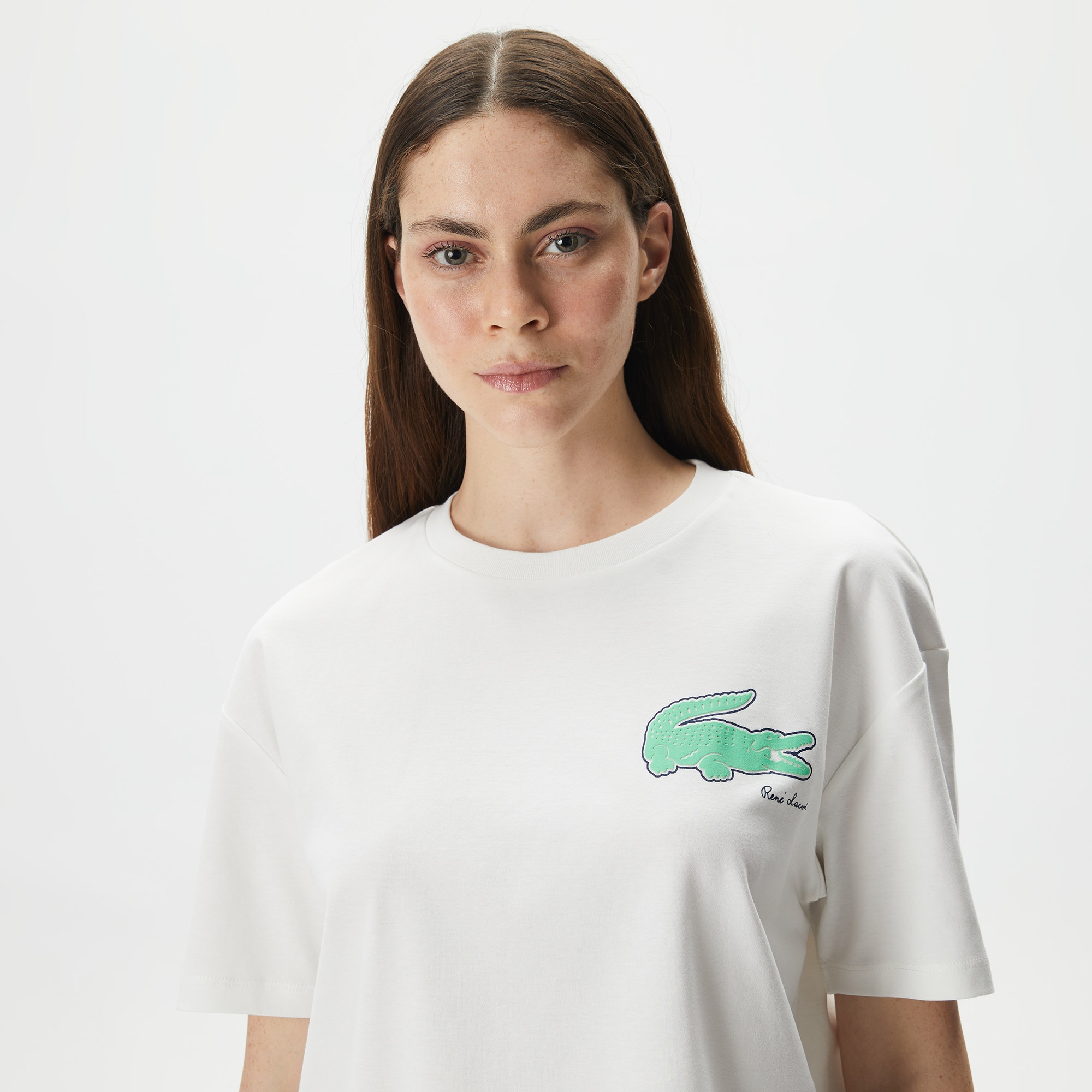 Lacoste Kadın Loose Fit Bisiklet Yaka Baskılı Organik Pamuk Beyaz T-Shirt