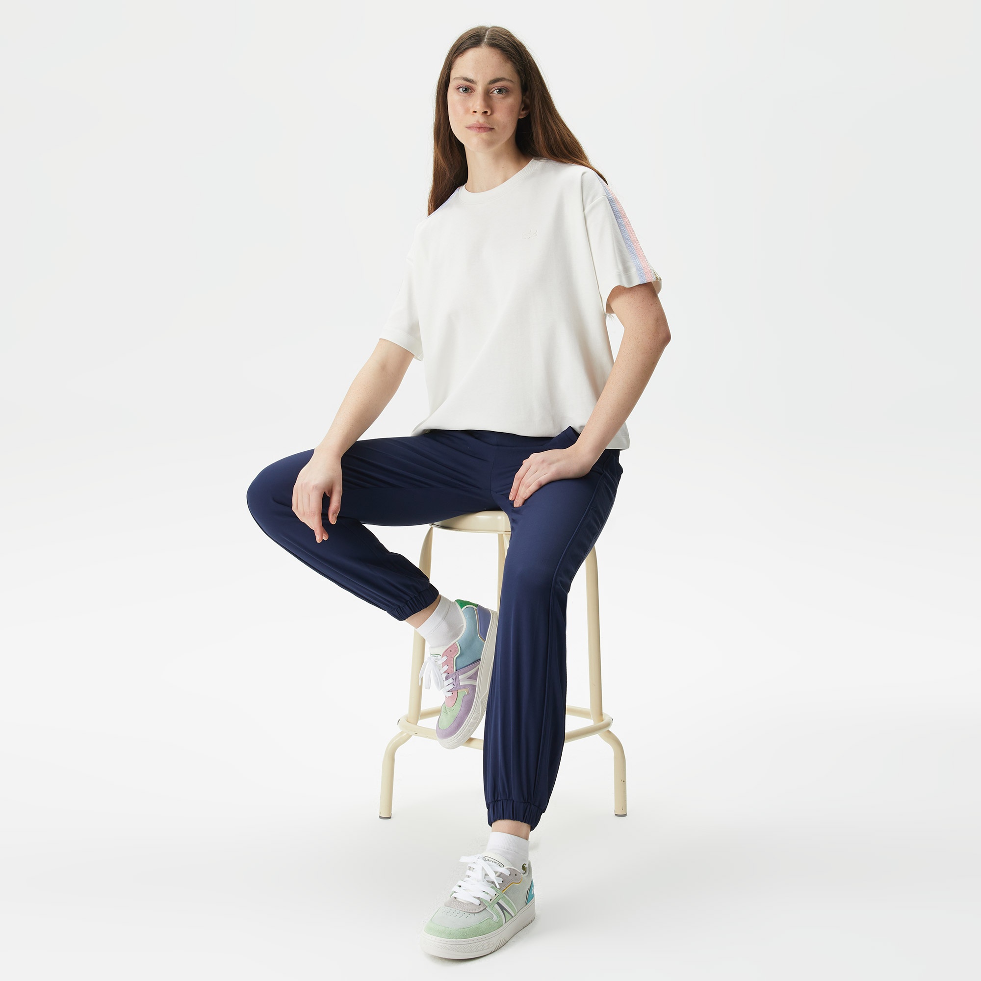 Lacoste Kadın Relaxed Fit Bisiklet Yaka Beyaz T-Shirt