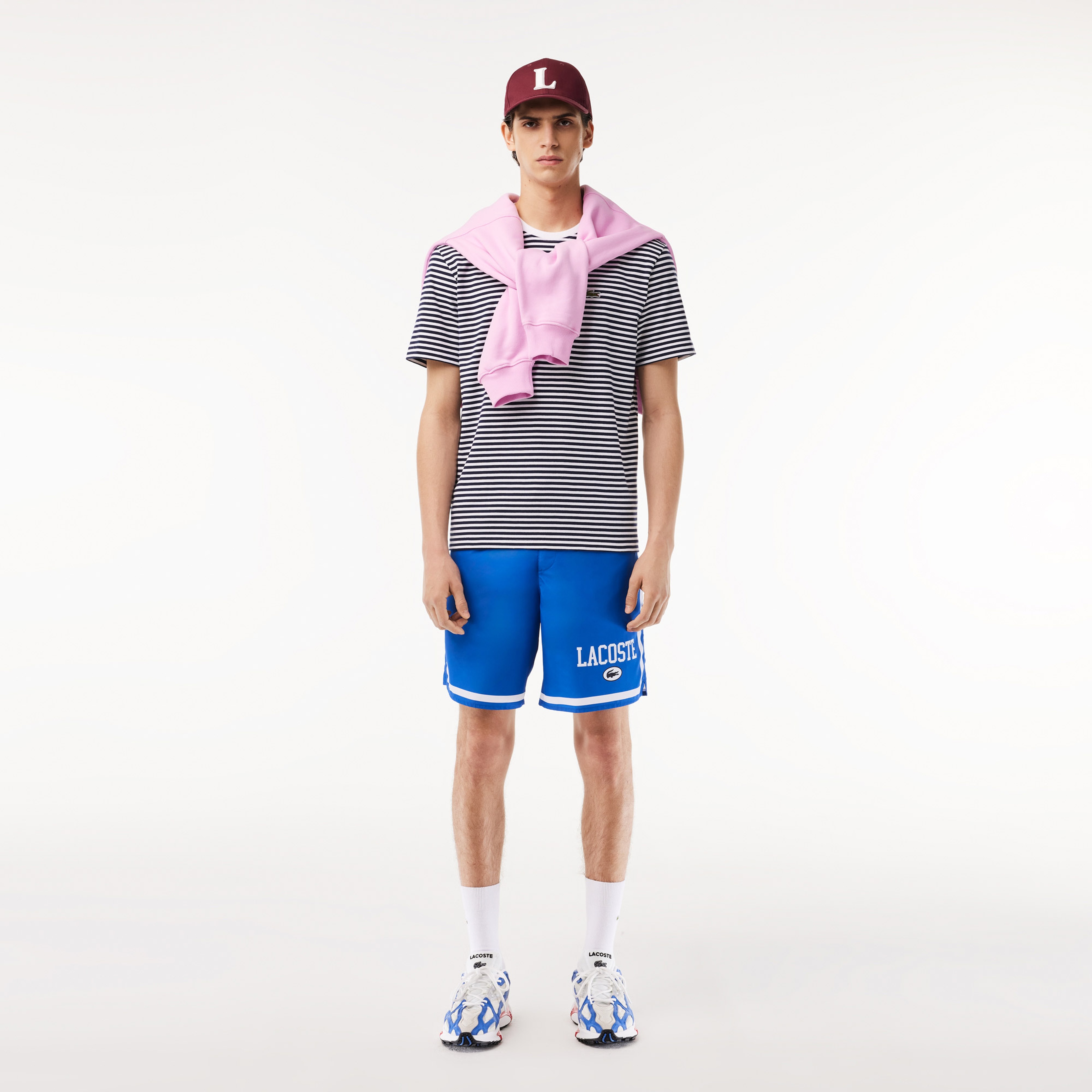 Erkek Classic Fit Bisiklet Yaka Çizgili Beyaz T-Shirt Erkek Classic Fit Bisiklet Yaka Çizgili Beyaz T-Shirt