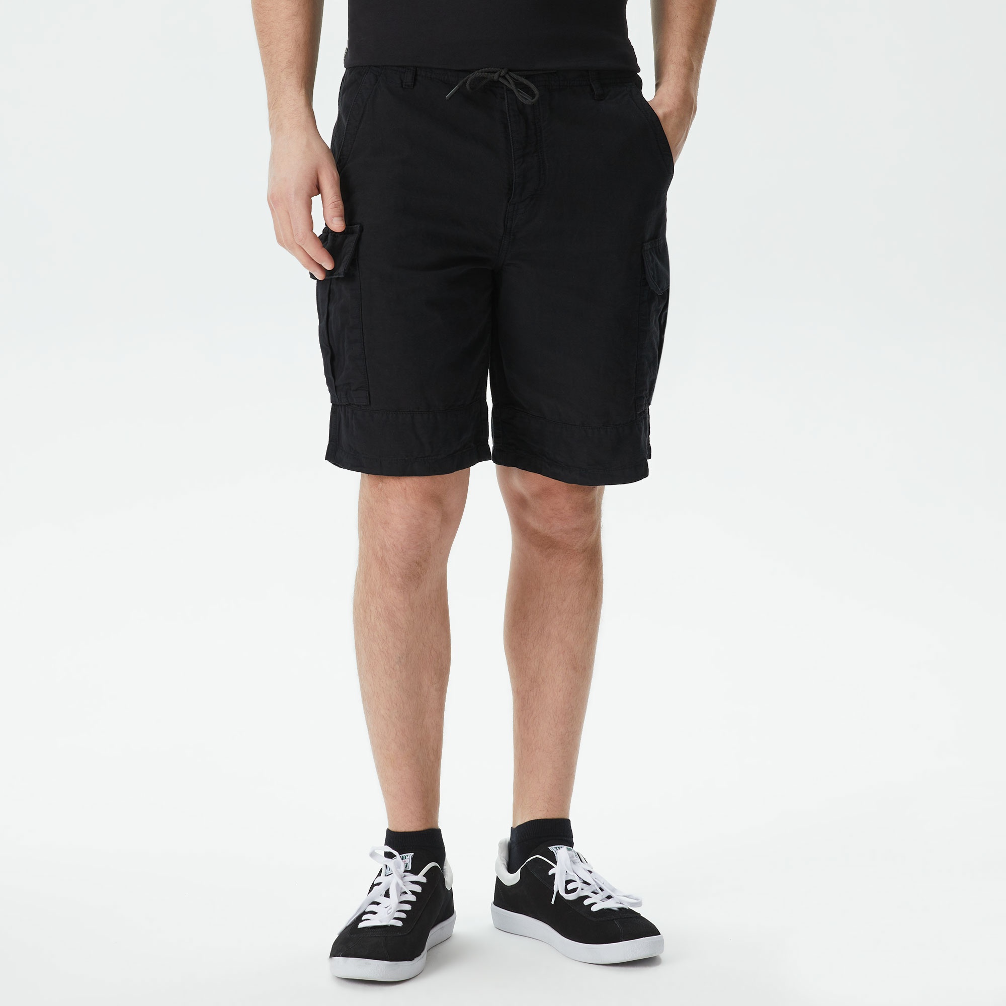 Lacoste Erkek Relaxed Fit Siyah Bermuda