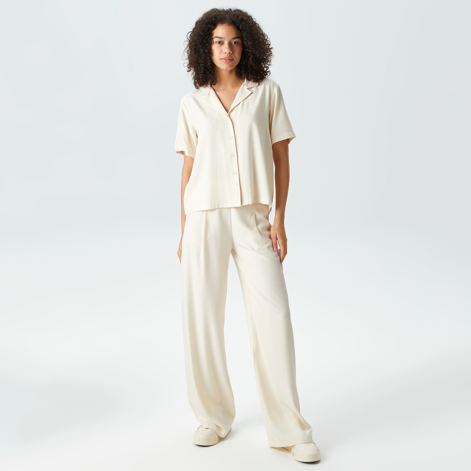 Lacoste Kadın Relaxed Fit Beyaz Pantolon