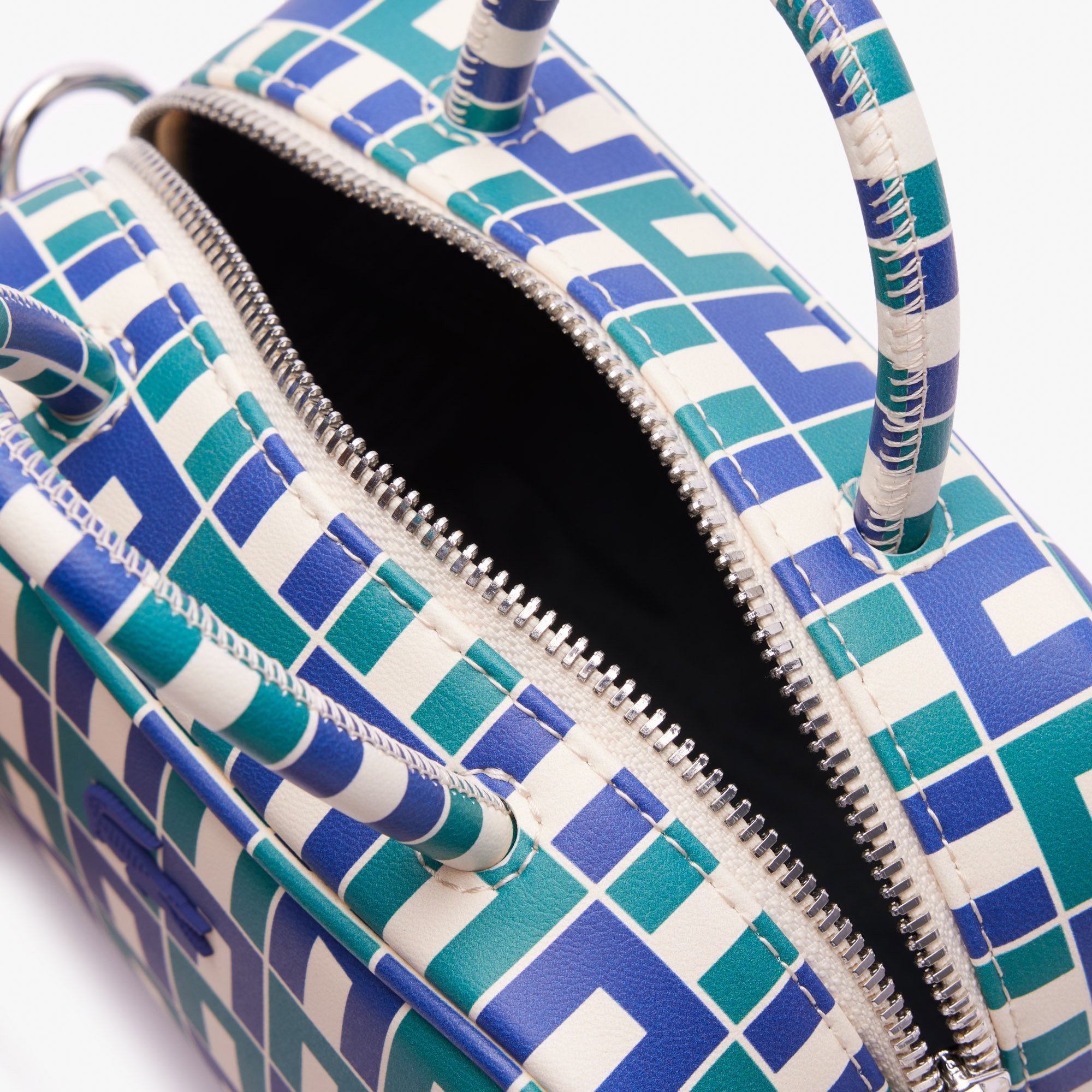 Lacoste Kadın Desenli Renkli Postacı Çantası