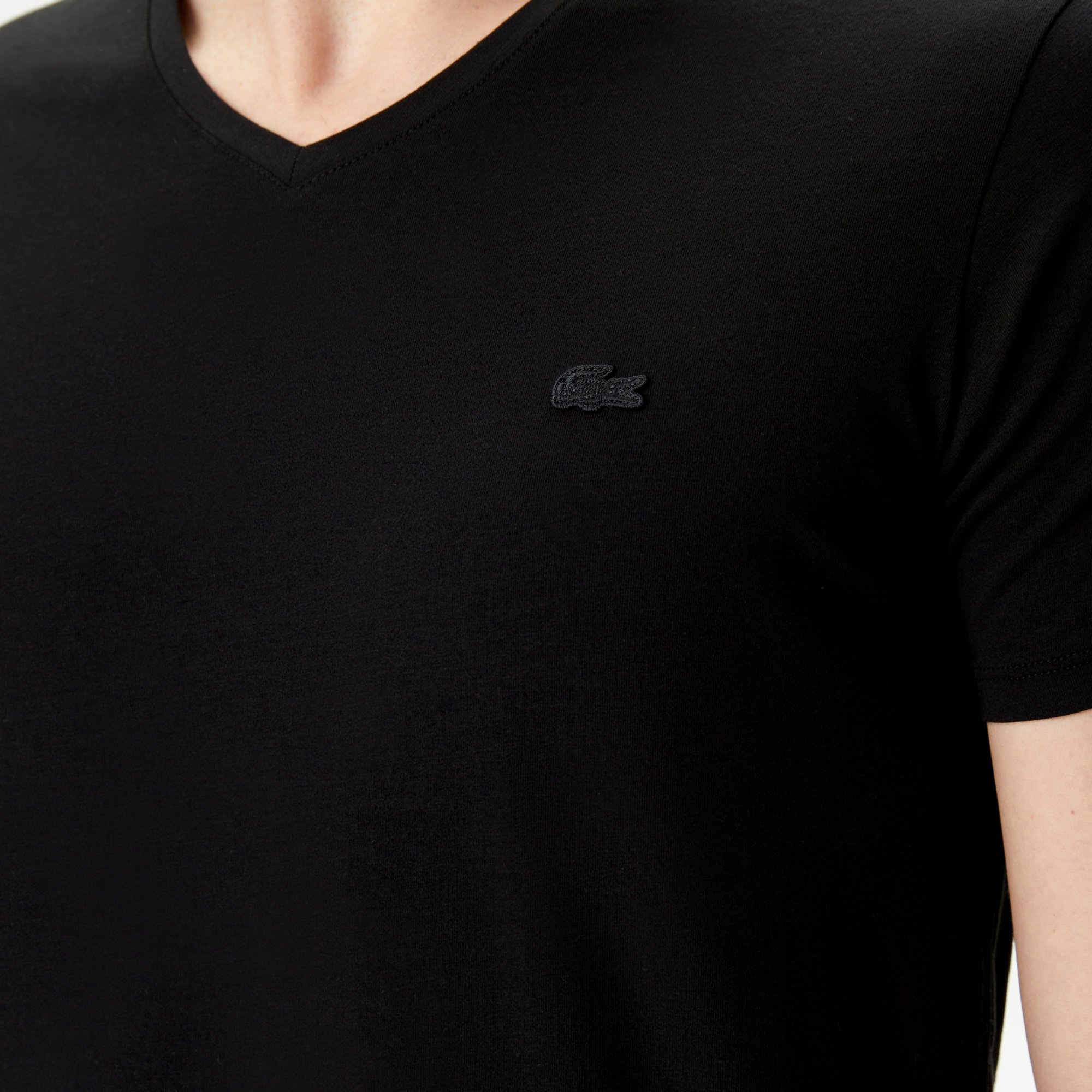 Lacoste Erkek Slim Fit V yaka Siyah T-Shirt