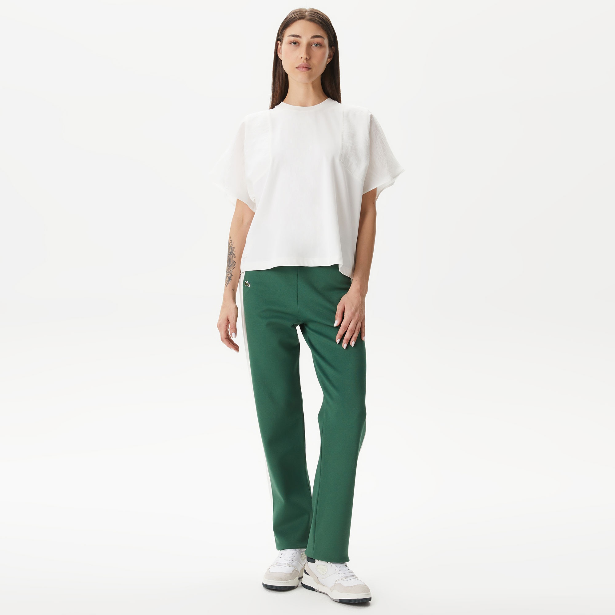 Lacoste Kadın Loose Fit Bisiklet Yaka Beyaz T-Shirt