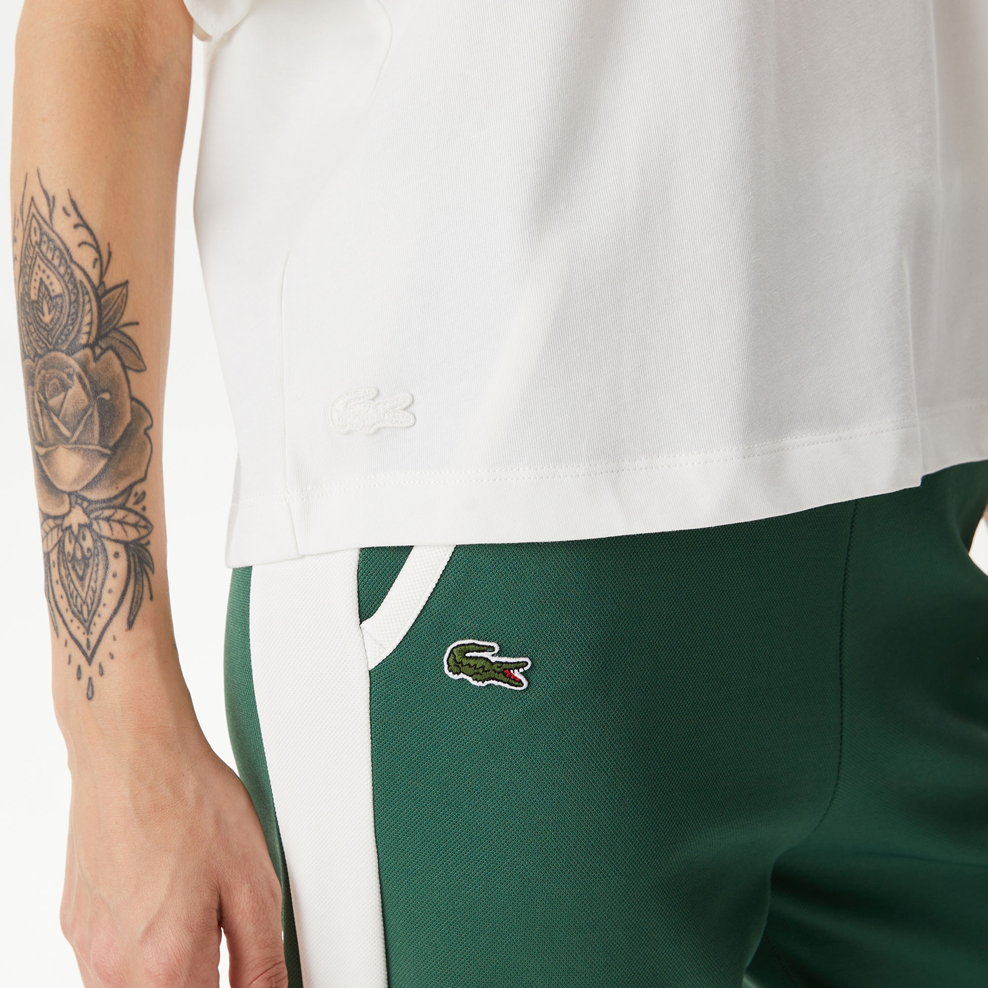 Lacoste Kadın Loose Fit Bisiklet Yaka Beyaz T-Shirt