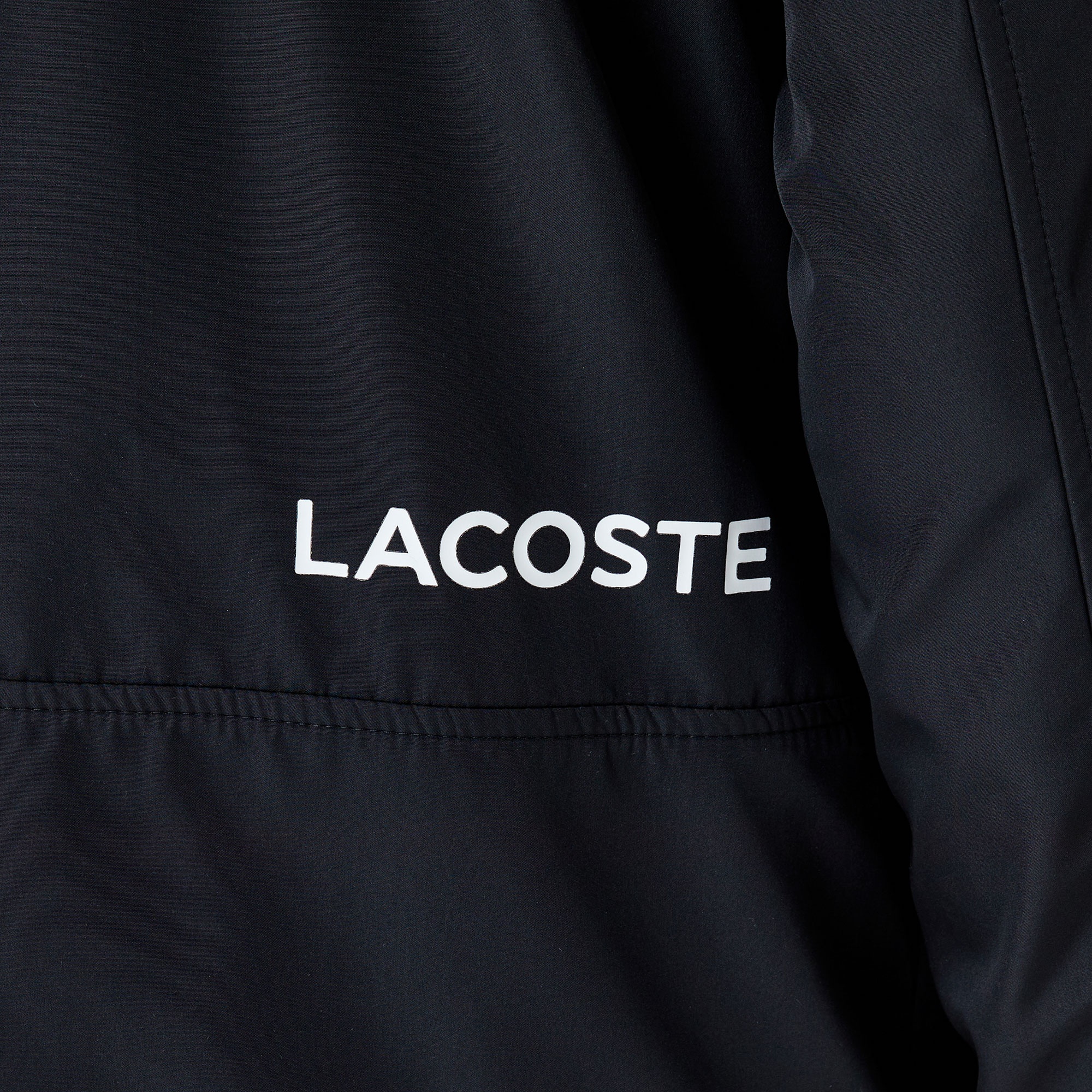 Lacoste Erkek Kapüşonlu Siyah Yağmurluk