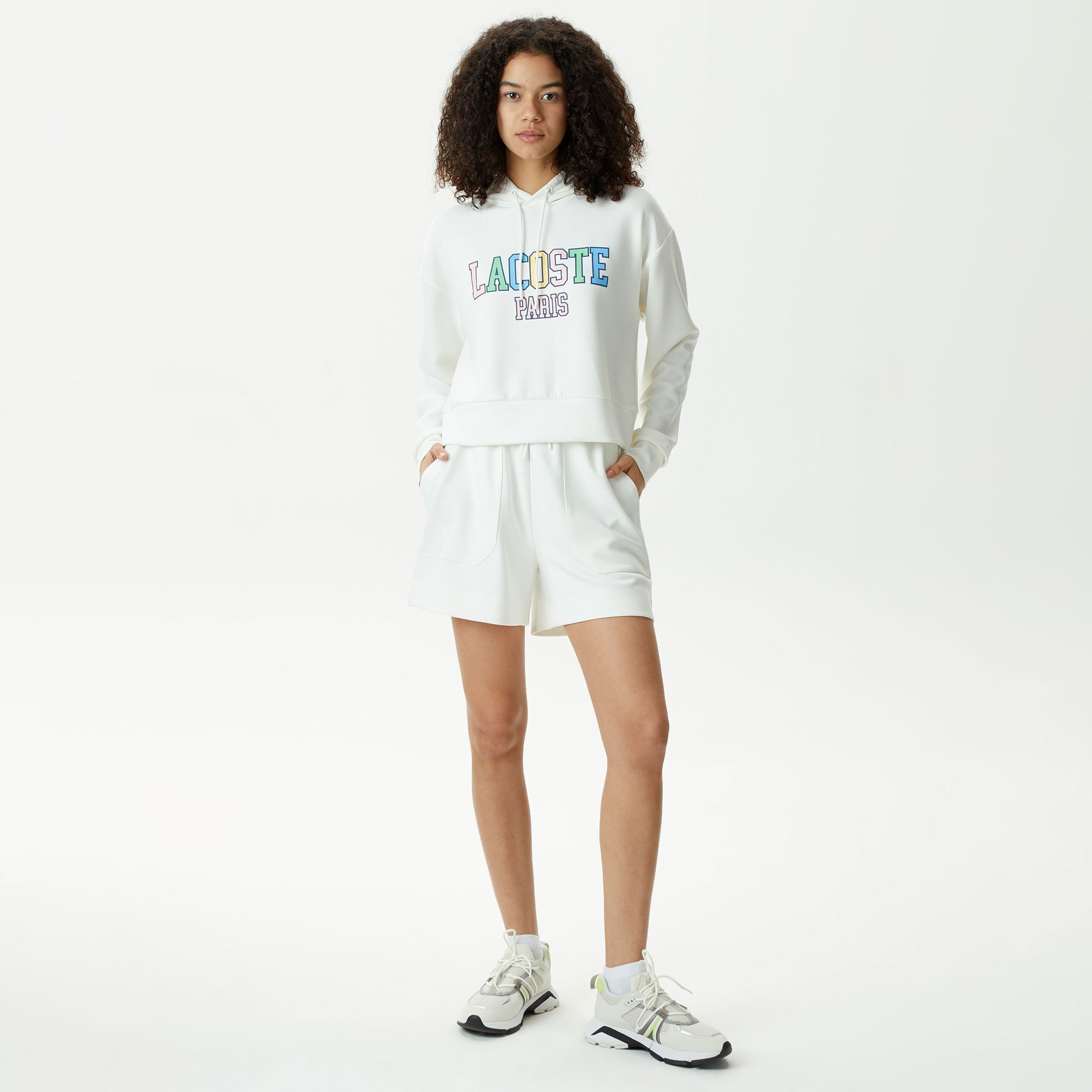 Lacoste Kadın Relaxed Fit Kapüşonlu Baskılı Beyaz Sweatshirt