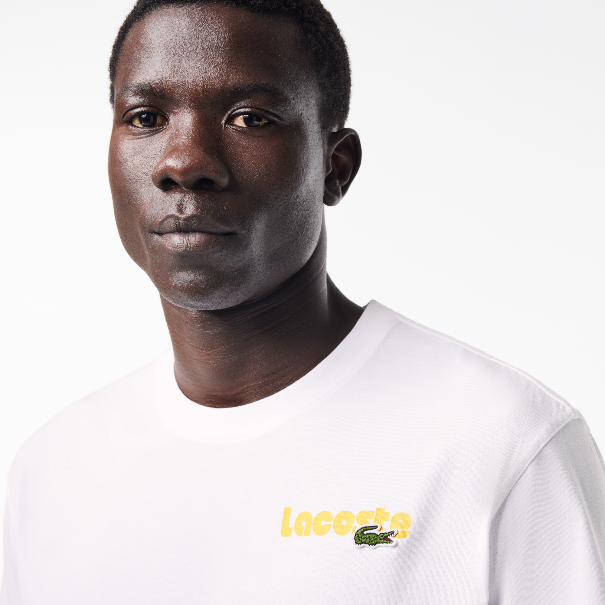 Lacoste Erkek Classic Fit Bisiklet Yaka Baskılı Beyaz T-Shirt
