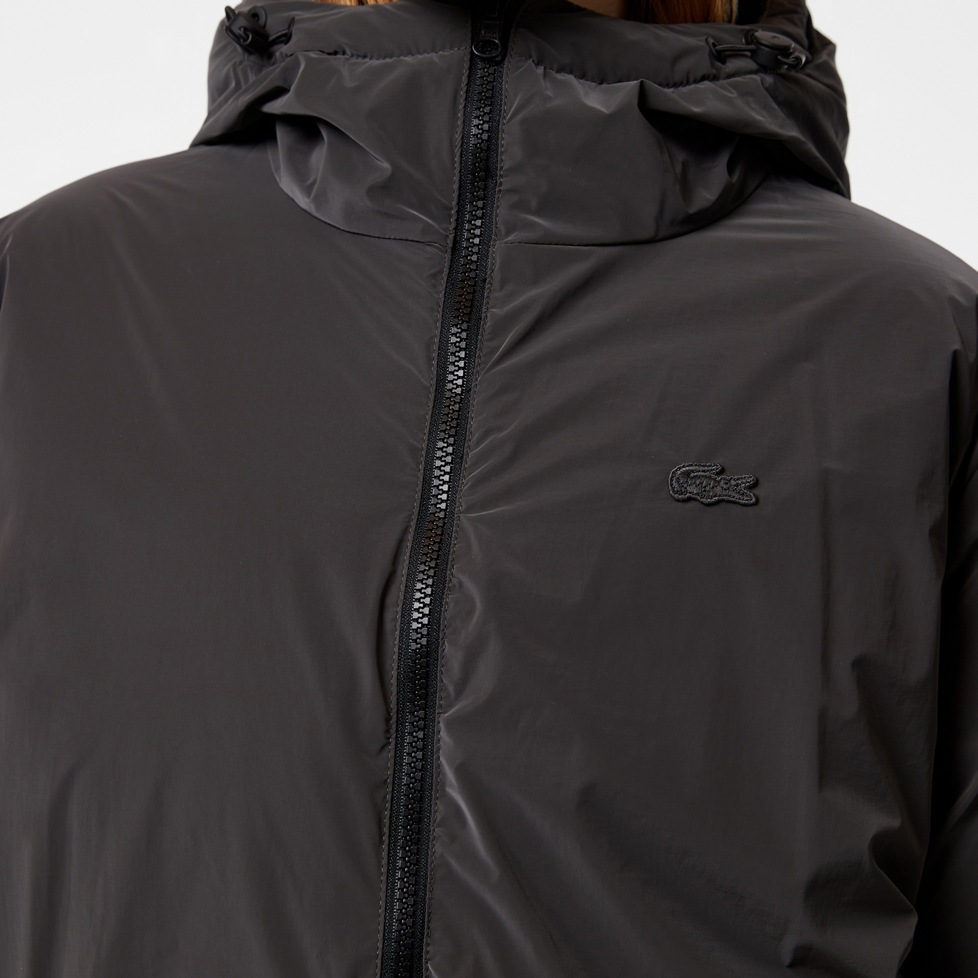 Lacoste Kadın Kapüşonlu Çift Taraflı Siyah Şişme Mont