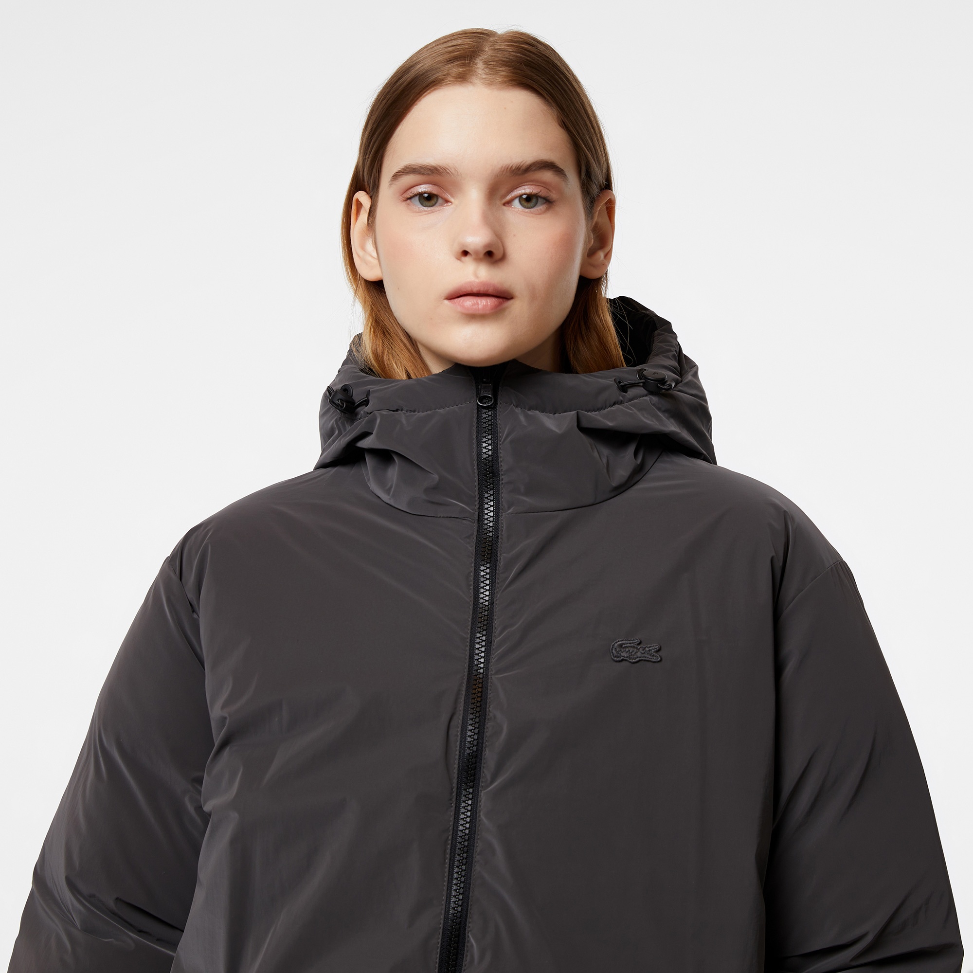 Lacoste Kadın Kapüşonlu Çift Taraflı Siyah Şişme Mont
