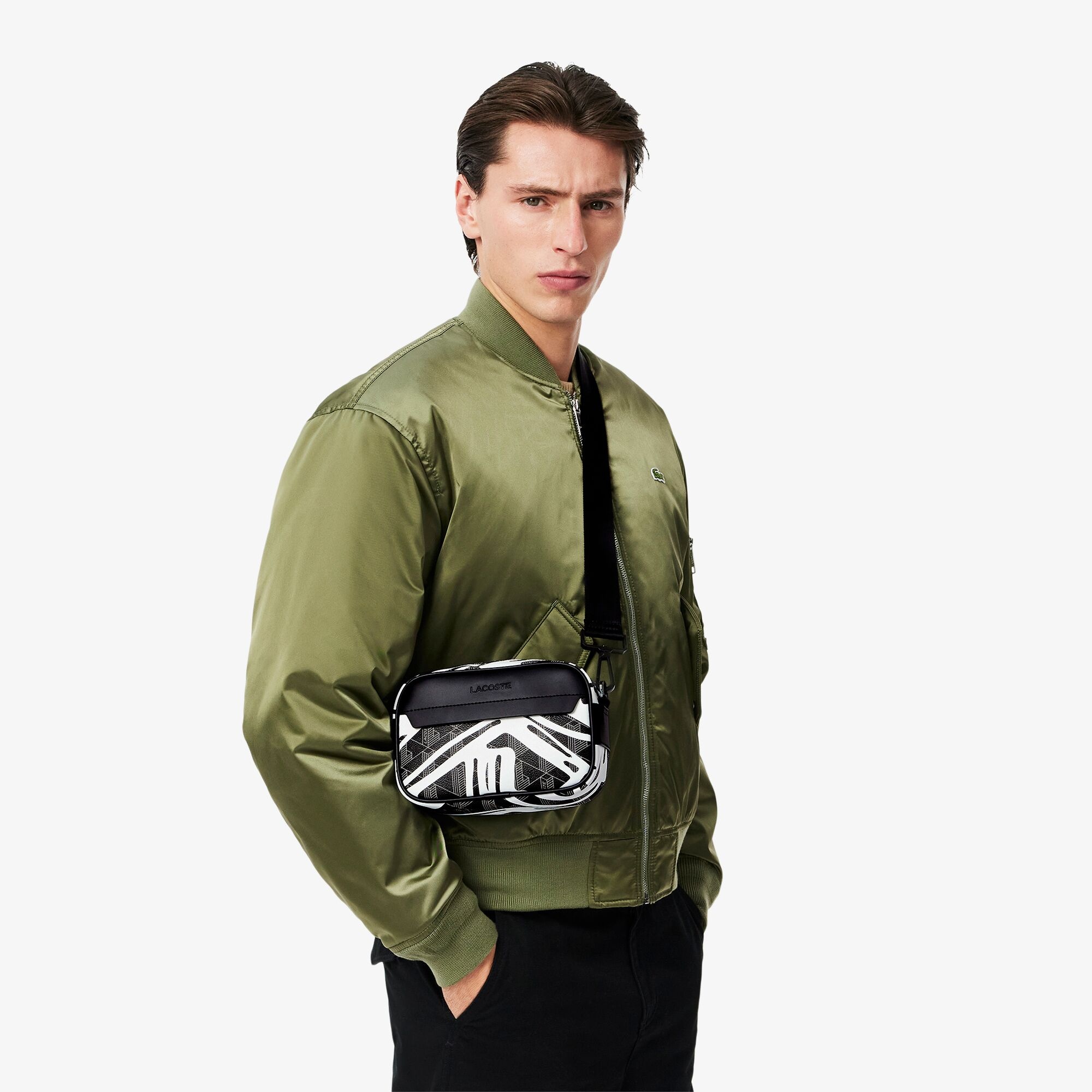 Lacoste The Blend Erkek Baskılı Monogram Siyah Postacı Çantası