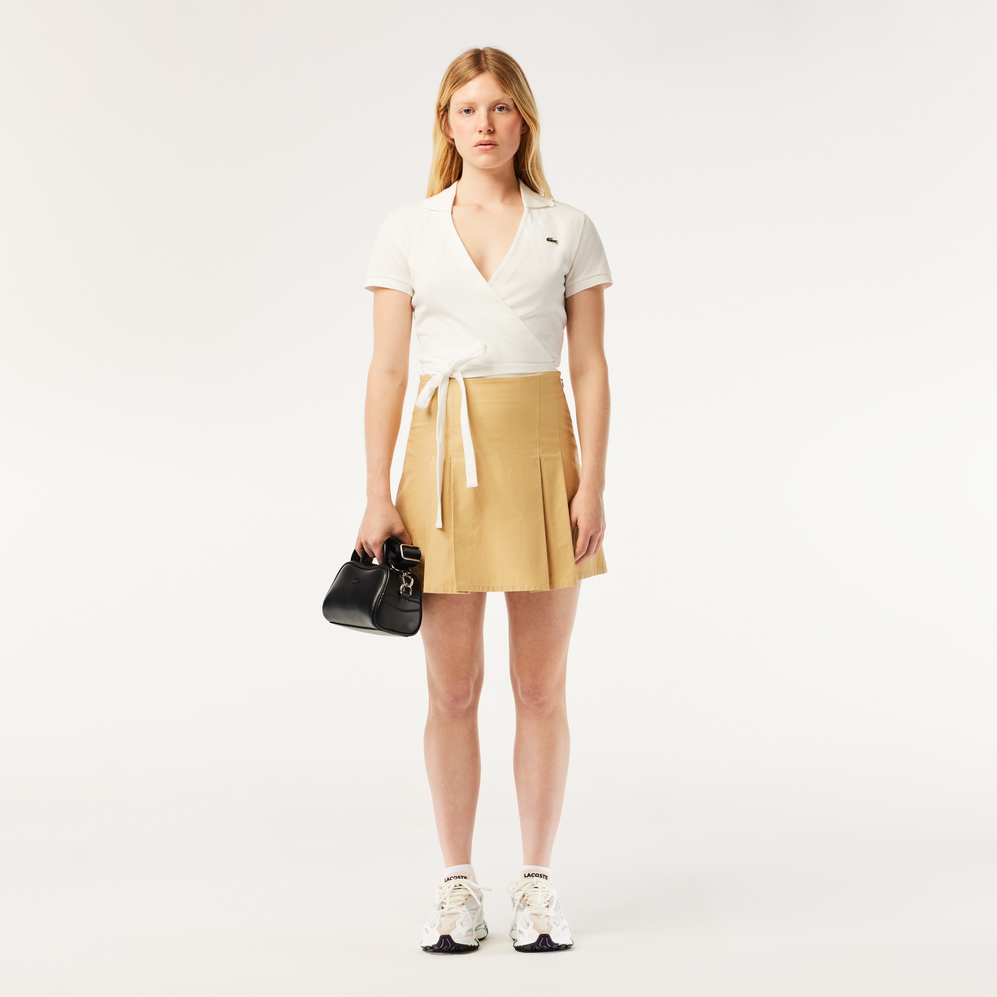 Lacoste Kadın Siyah Postacı Çantası