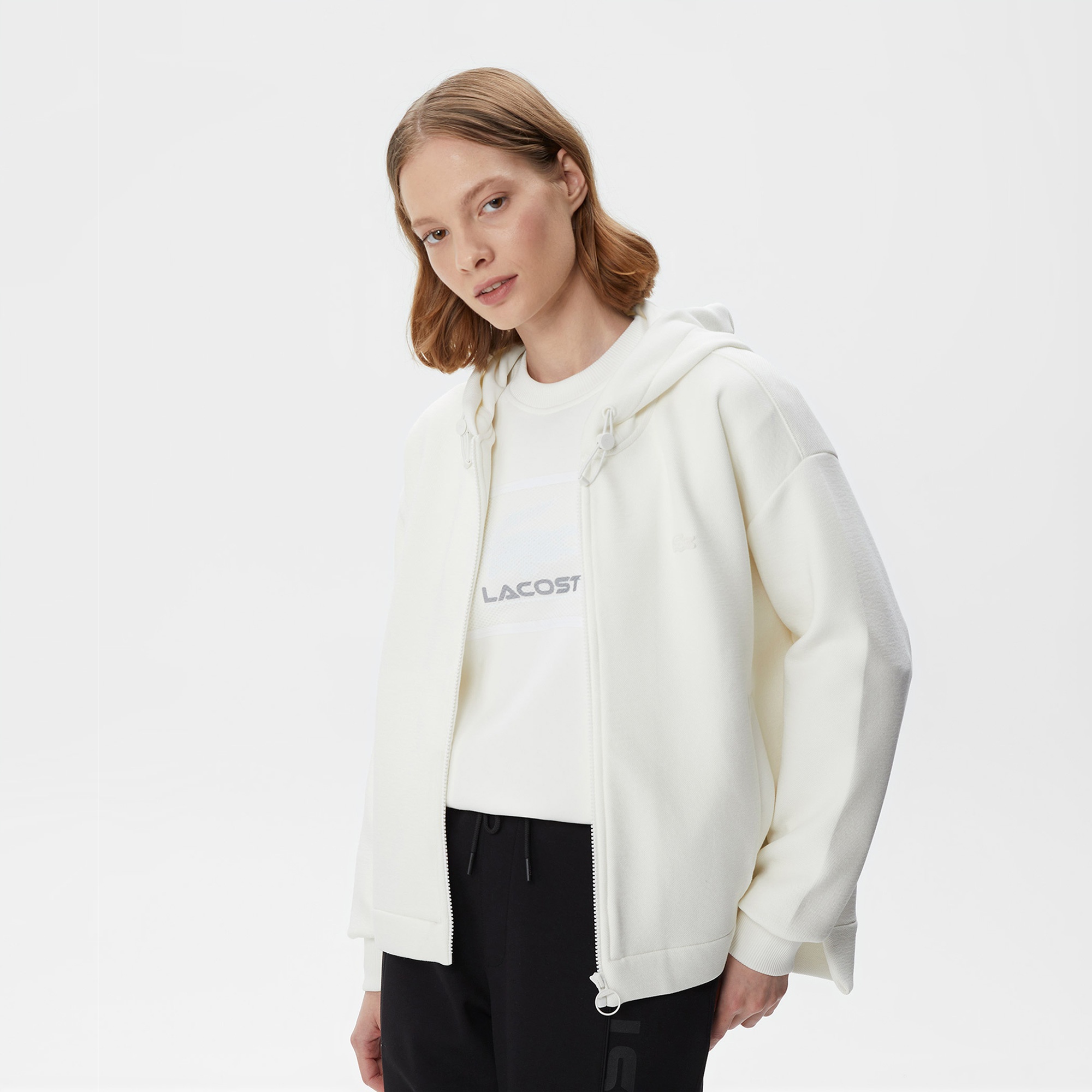 Lacoste Kadın Relaxed Fit Kapüşonlu Beyaz Sweatshirt