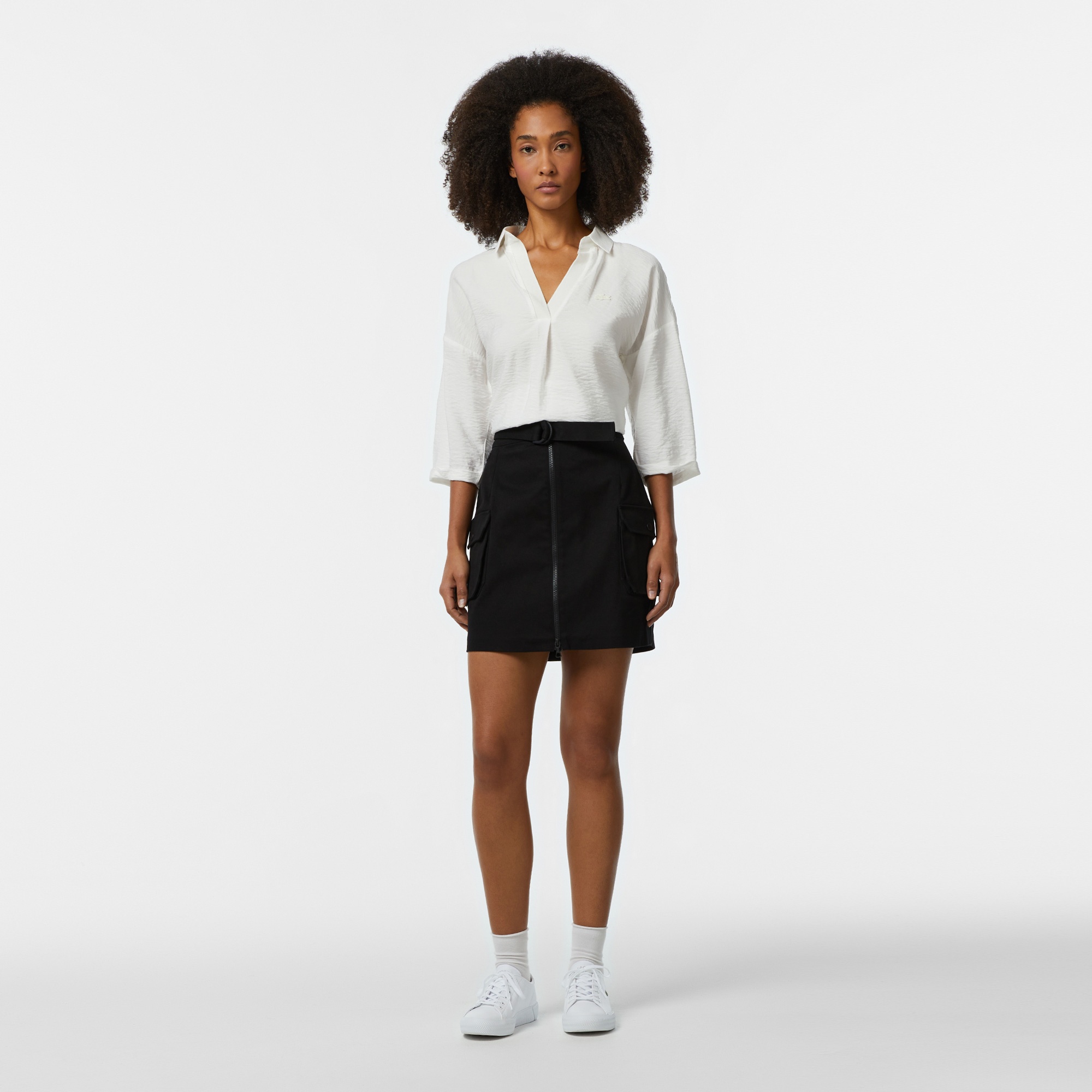 Lacoste Kadın Regular Fit Truvakar Kollu V Yaka Beyaz Bluz