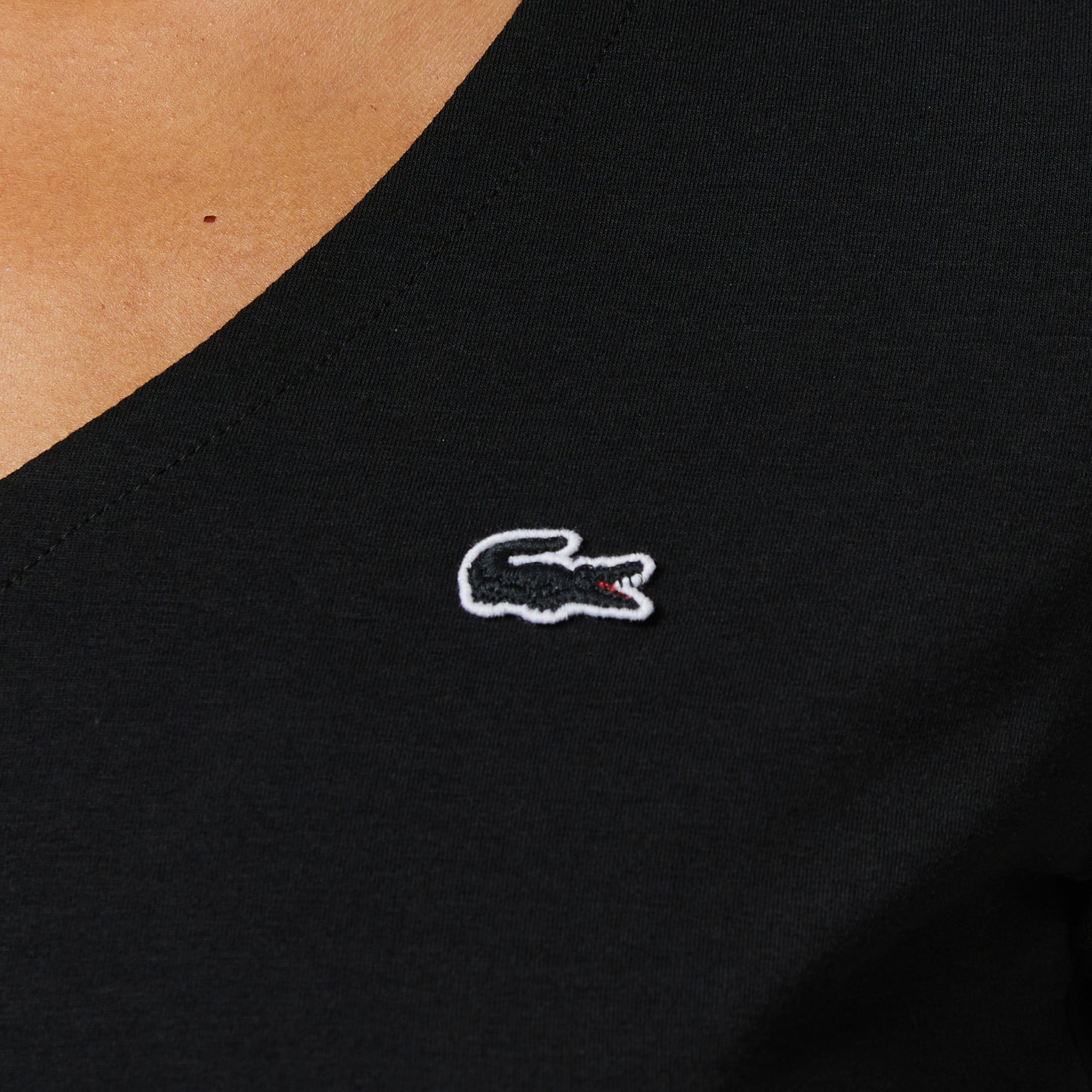 Kadın Slim Fit V Yaka Siyah T-Shirt