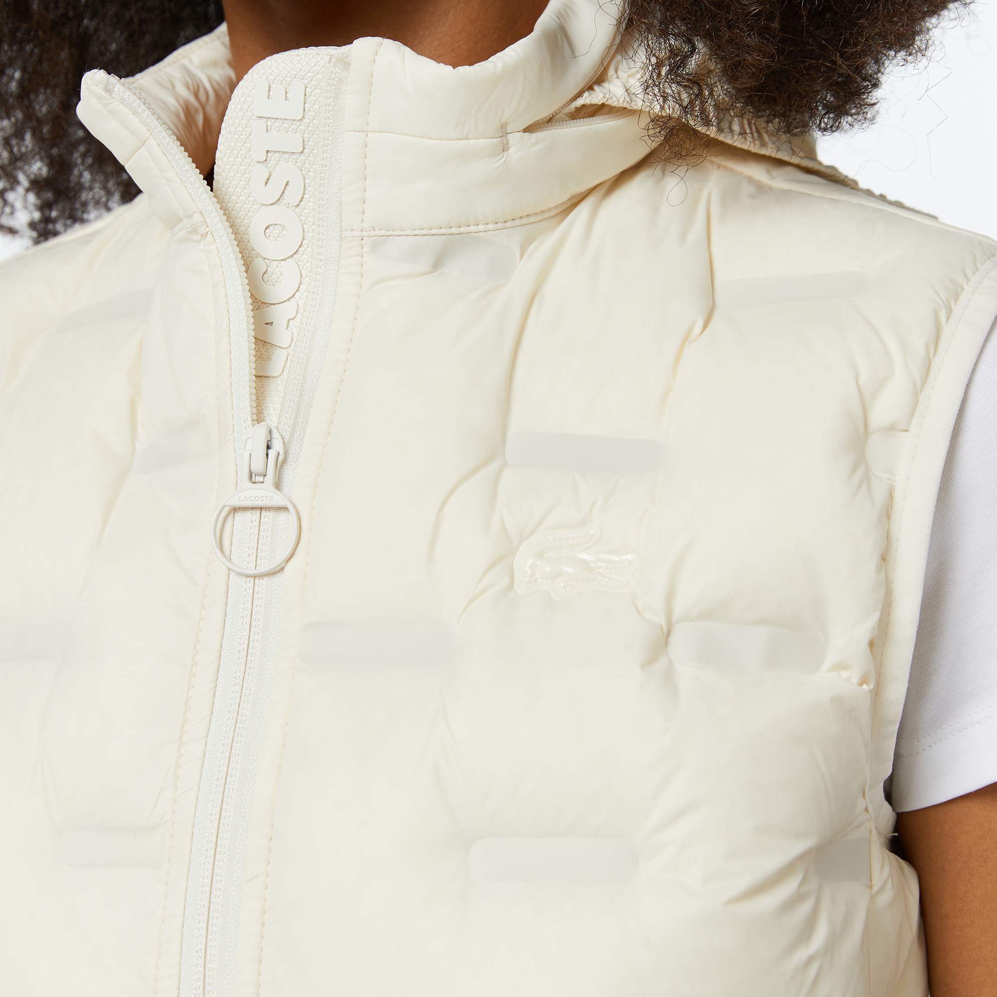 Lacoste Kadın Kapitone Regular Fit Kapüşonlu Beyaz Yelek