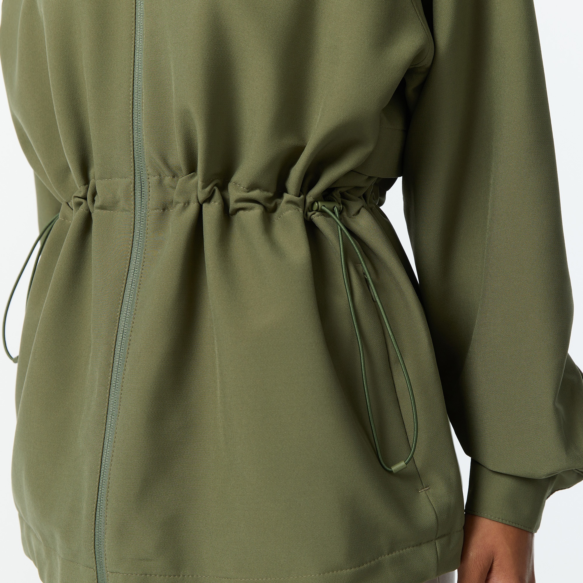 Lacoste Kadın Relaxed Fit Kapüşonlu Yeşil Yağmurluk