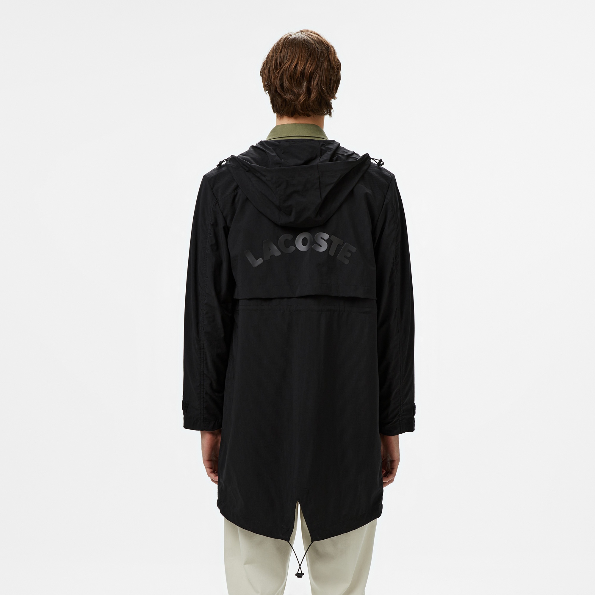 Lacoste Erkek Relaxed Fit Kapüşonlu Baskılı Koyu Siyah Yağmurluk