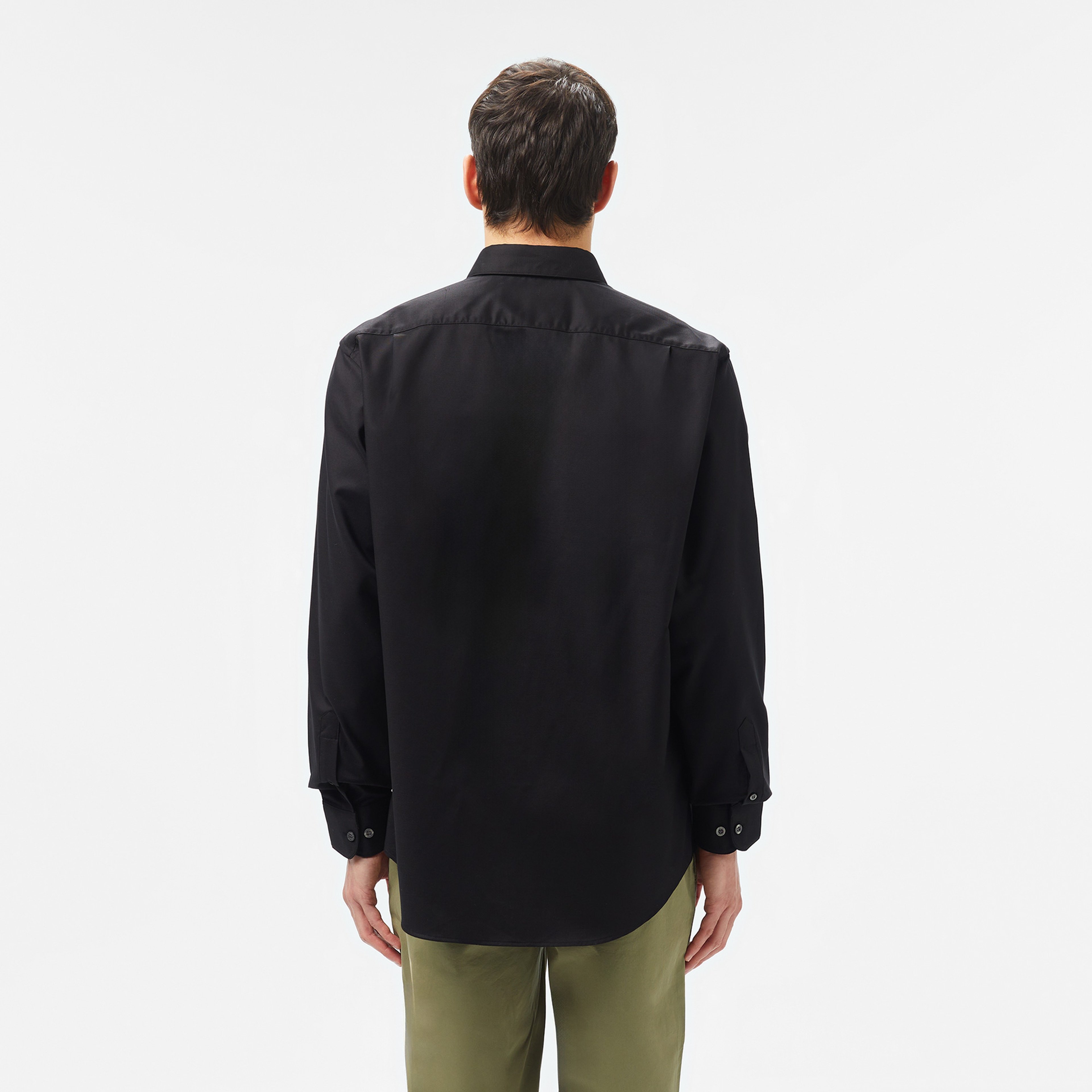 Erkek Regular Fit Düğmeli Yaka Siyah Gömlek