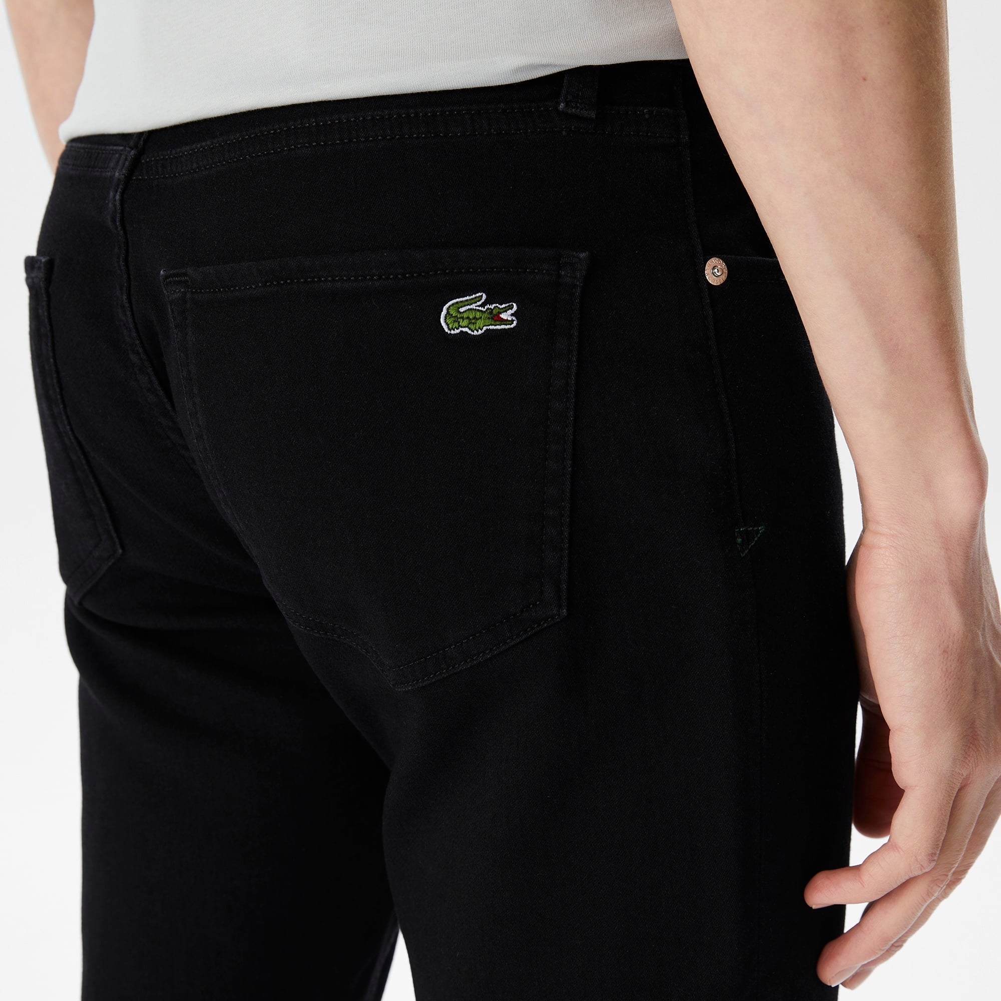 Lacoste Erkek Slim Fit Siyah Jean Pantolon