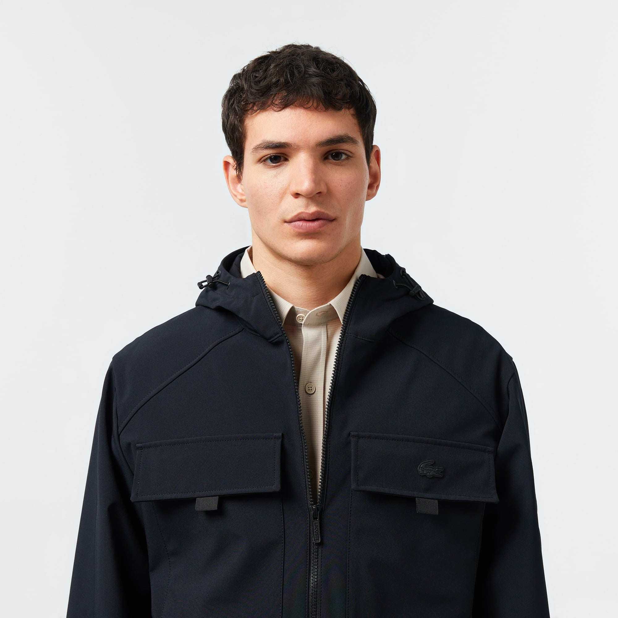 Lacoste Erkek Relaxed Fit Kapüşonlu Baskılı Siyah Yağmurluk