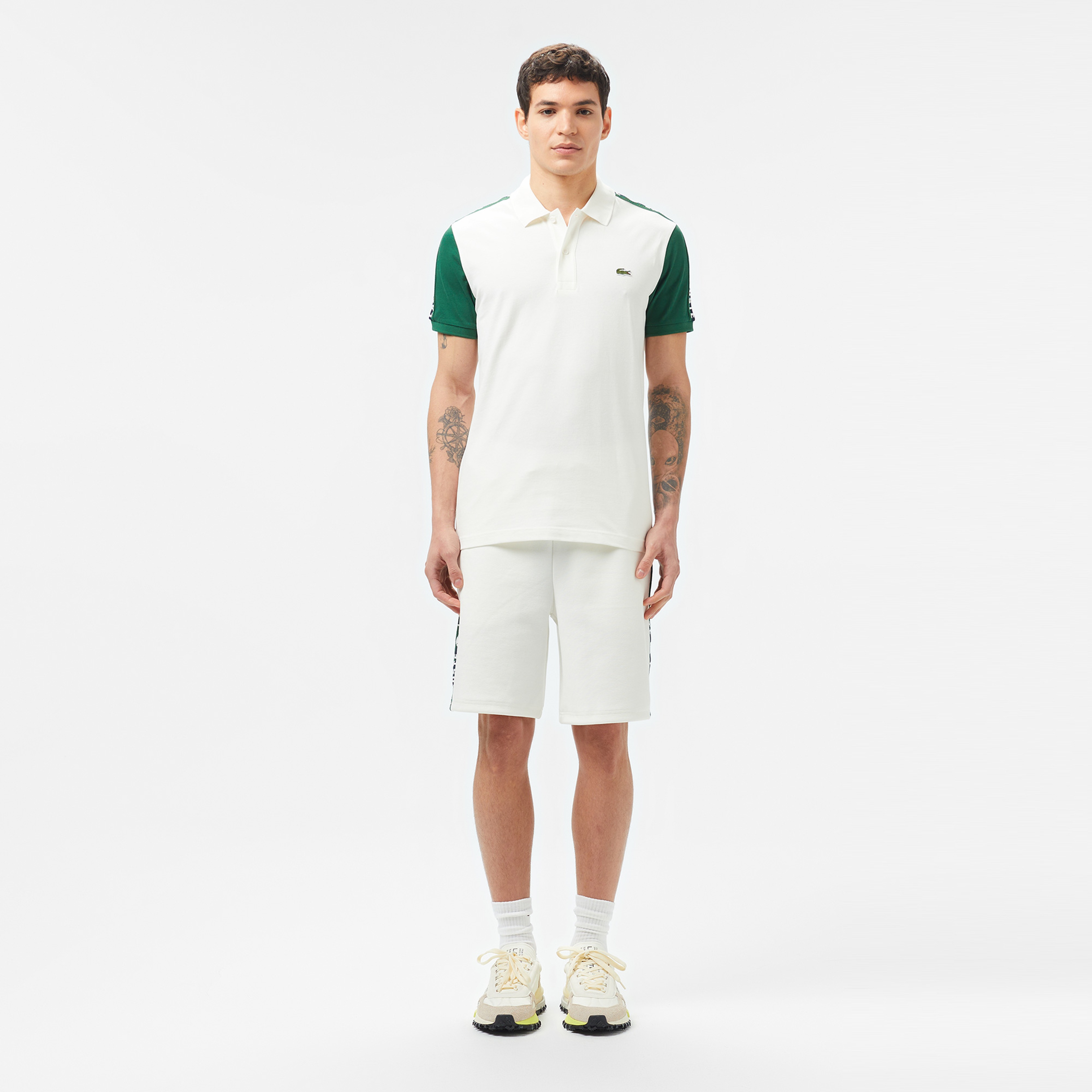 Lacoste Erkek Regular Fit Baskılı Beyaz Şort Lacoste Erkek Regular Fit Baskılı Beyaz Şort