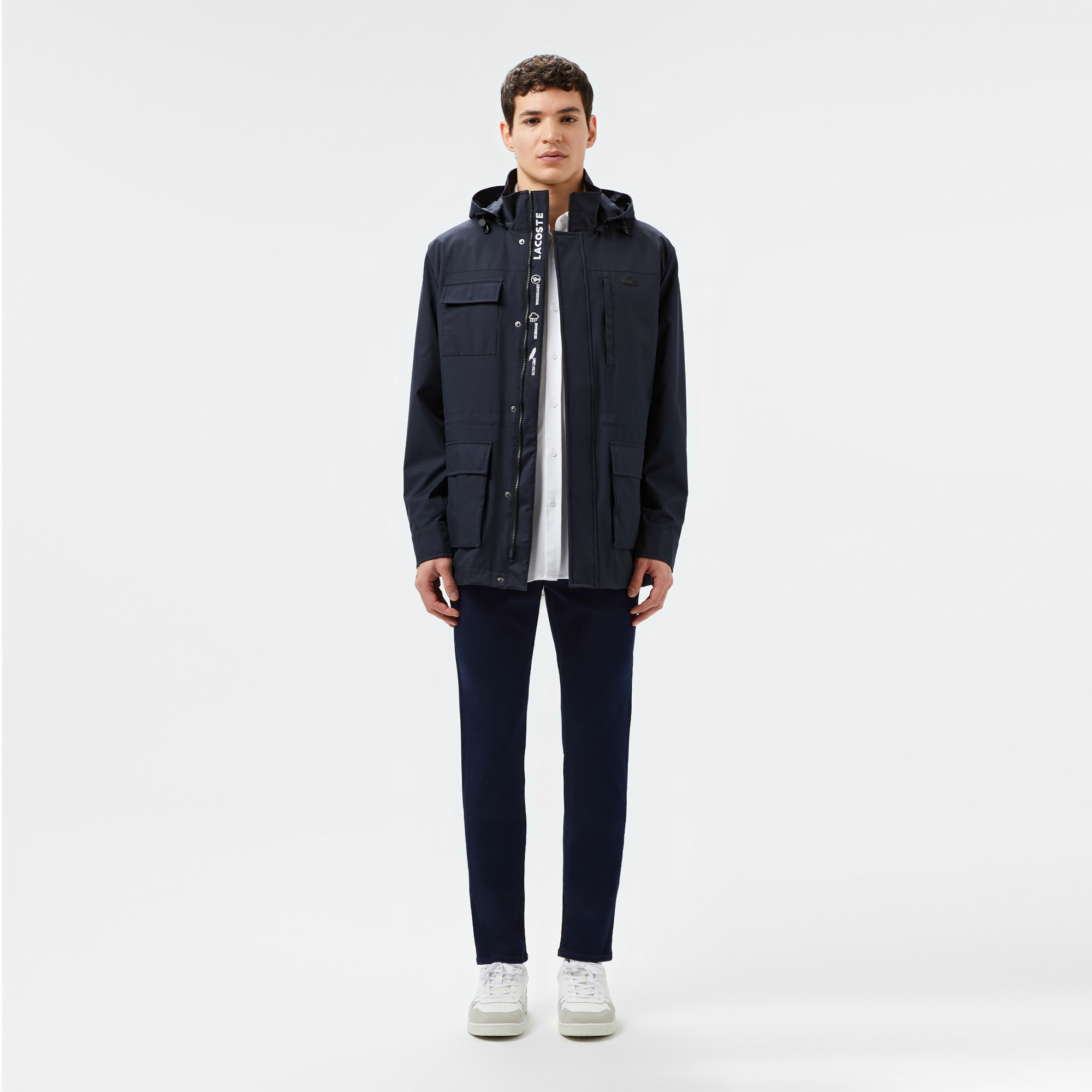 Lacoste Erkek Regular Fit Kapüşonlu  Baskılı Lacivert Yağmurluk