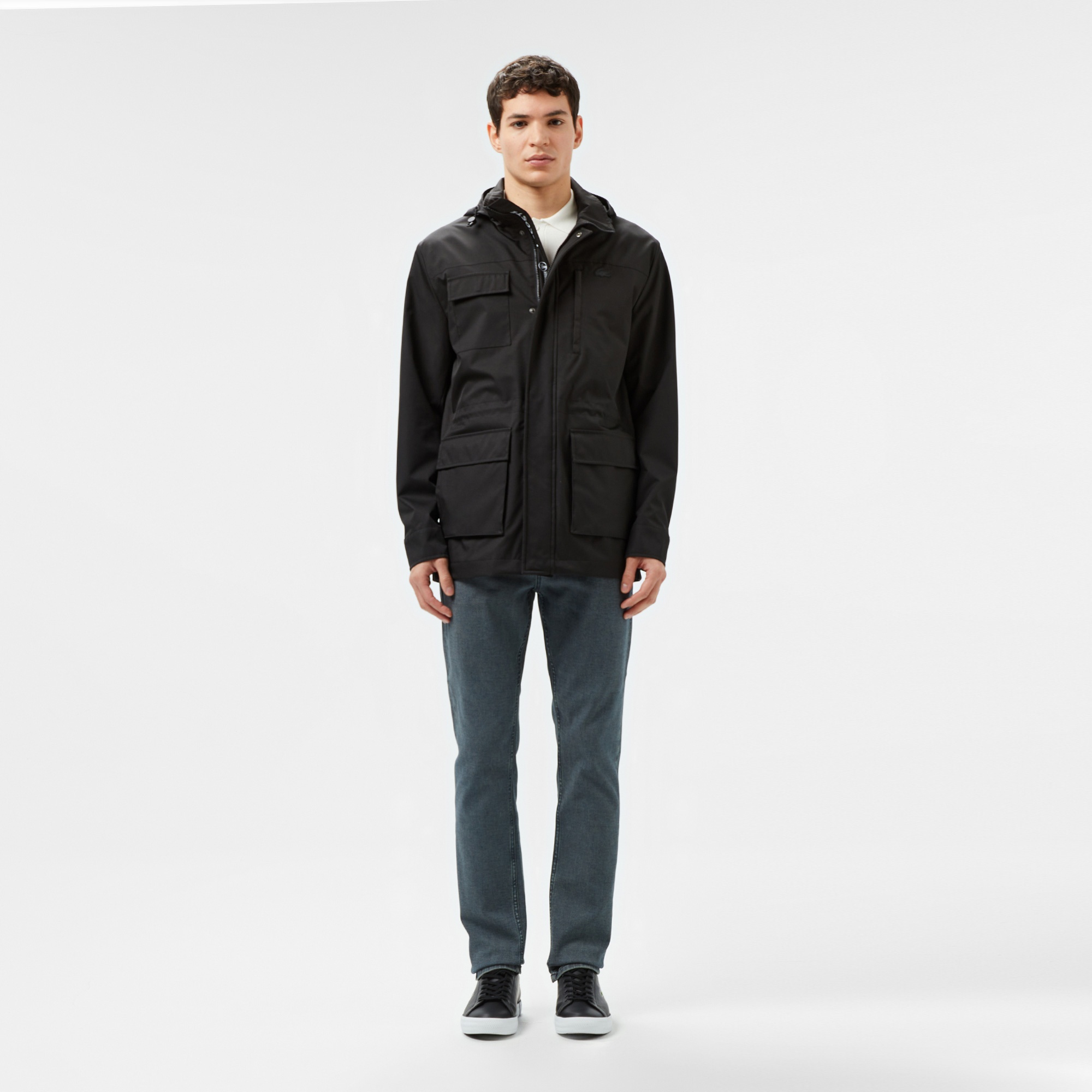 Lacoste Erkek Regular Fit Kapüşonlu Baskılı Siyah Yağmurluk