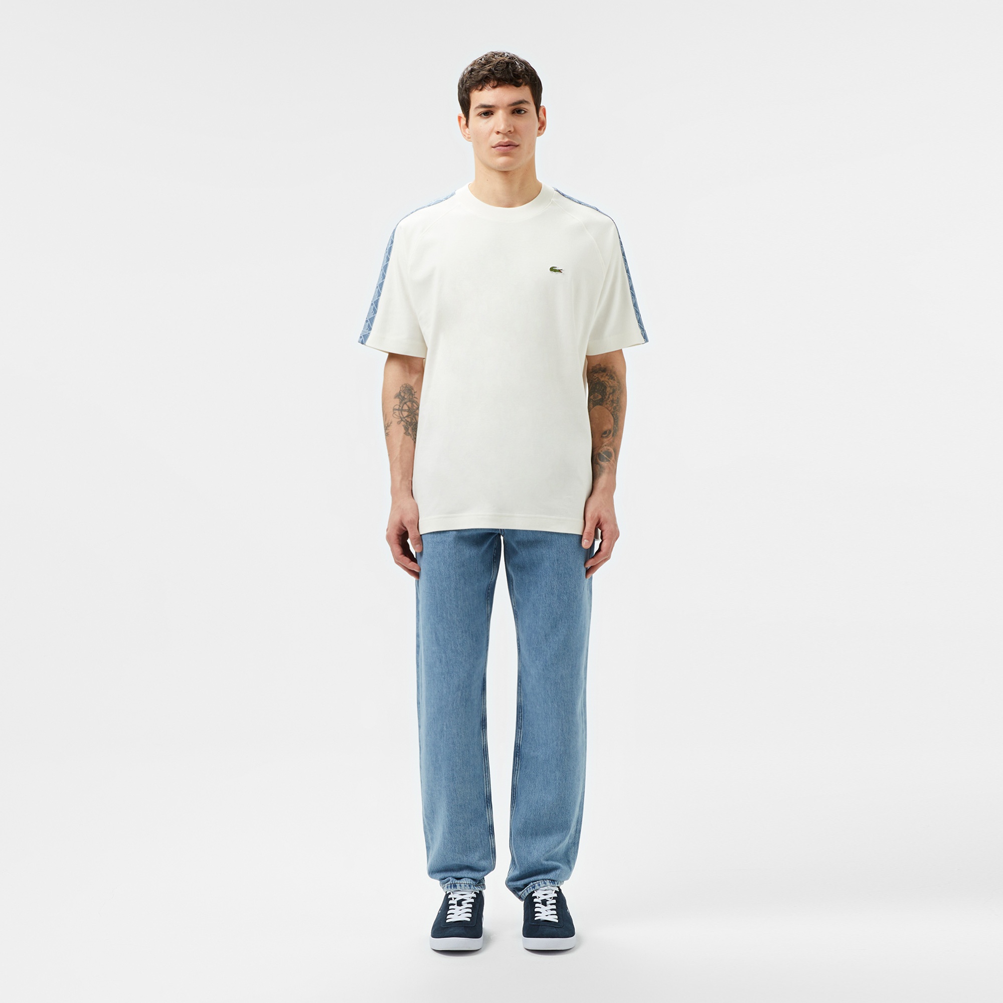 Lacoste Erkek Oversize Fit Bisiklet Yaka Baskılı Beyaz T-Shirt