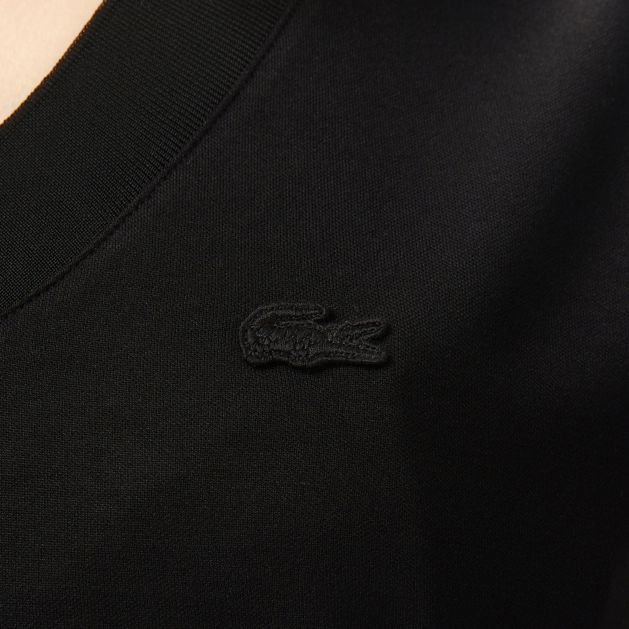 Kadın Slim Fit V Yaka Siyah T-Shirt