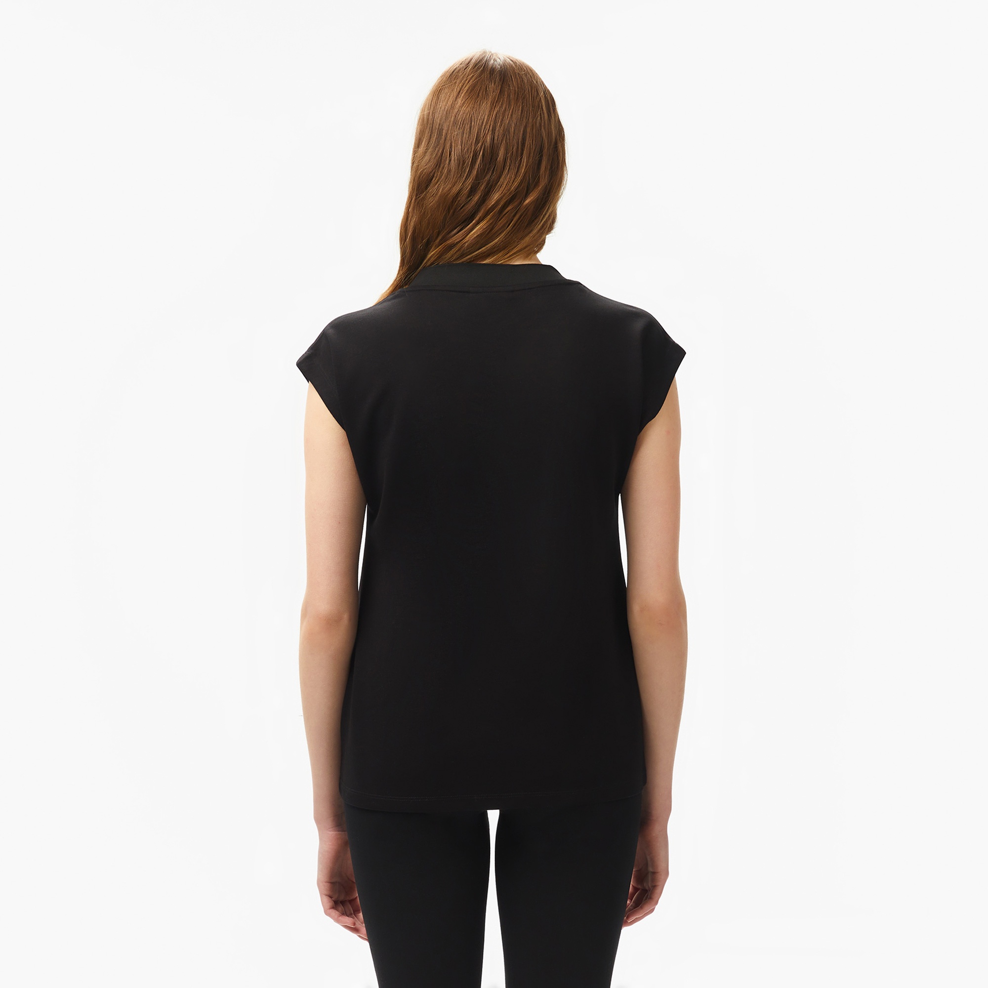 Kadın Slim Fit V Yaka Siyah T-Shirt