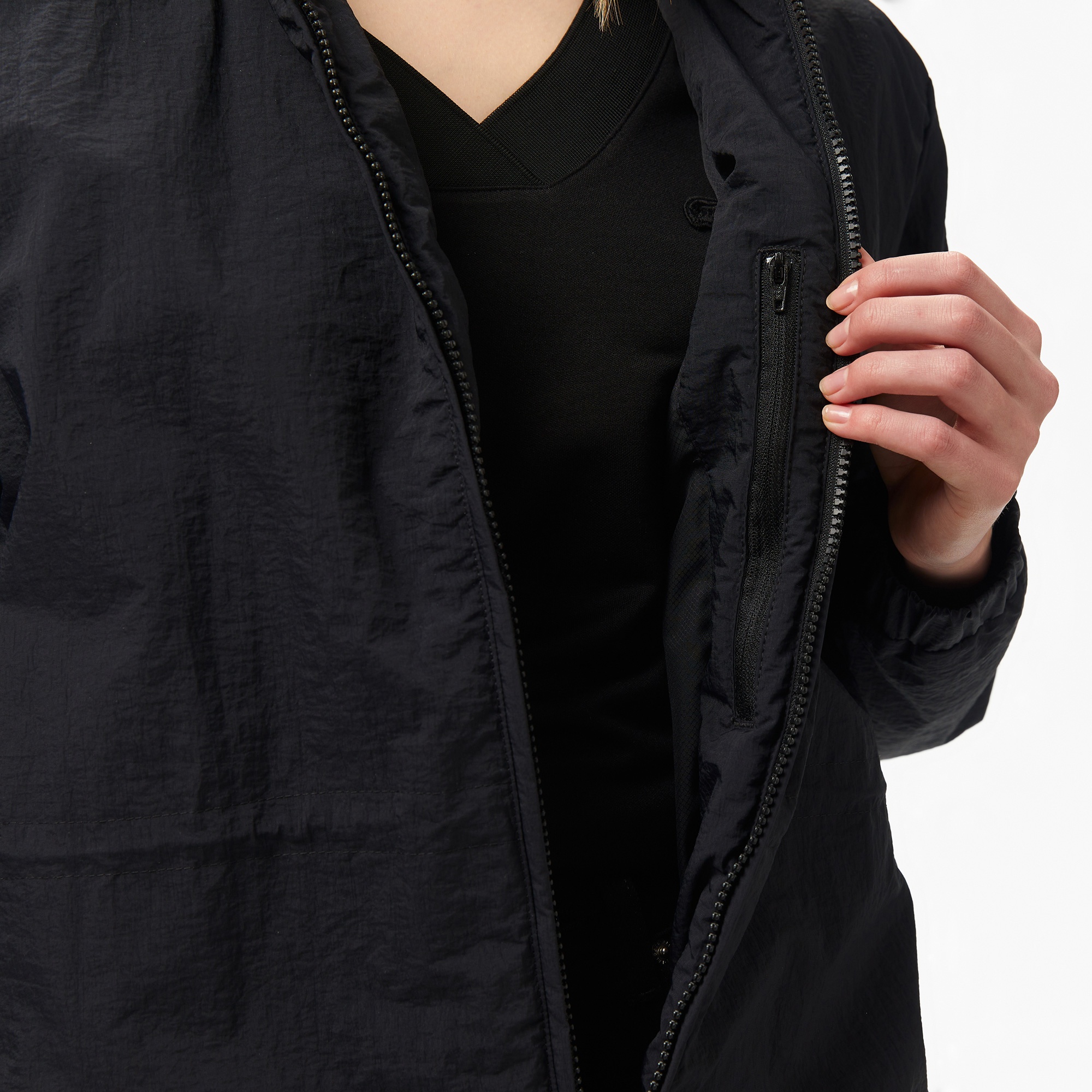 Lacoste Kadın Kapüşonlu Siyah Yağmurluk