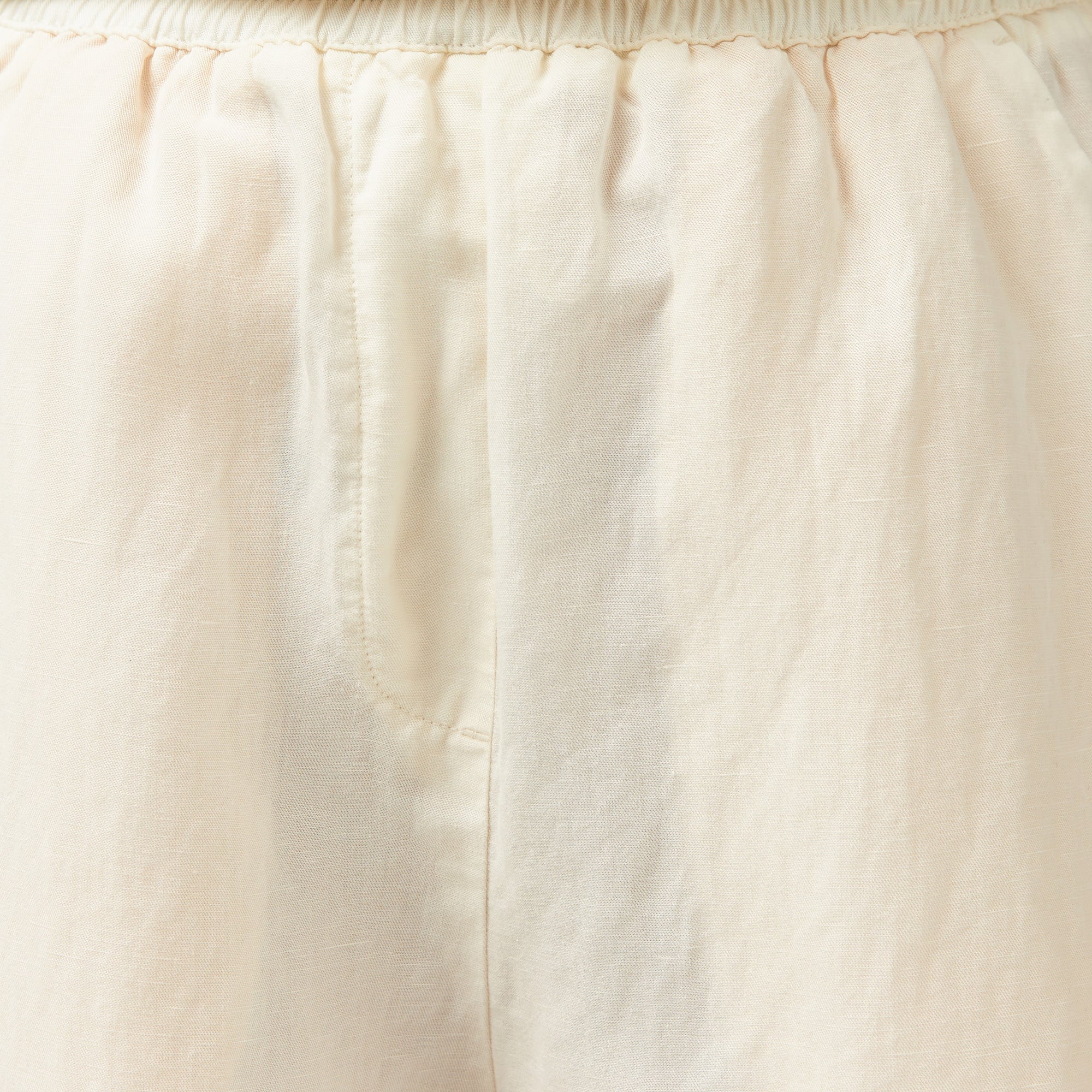 Lacoste Kadın Regular Fit Beyaz Bermuda Şort