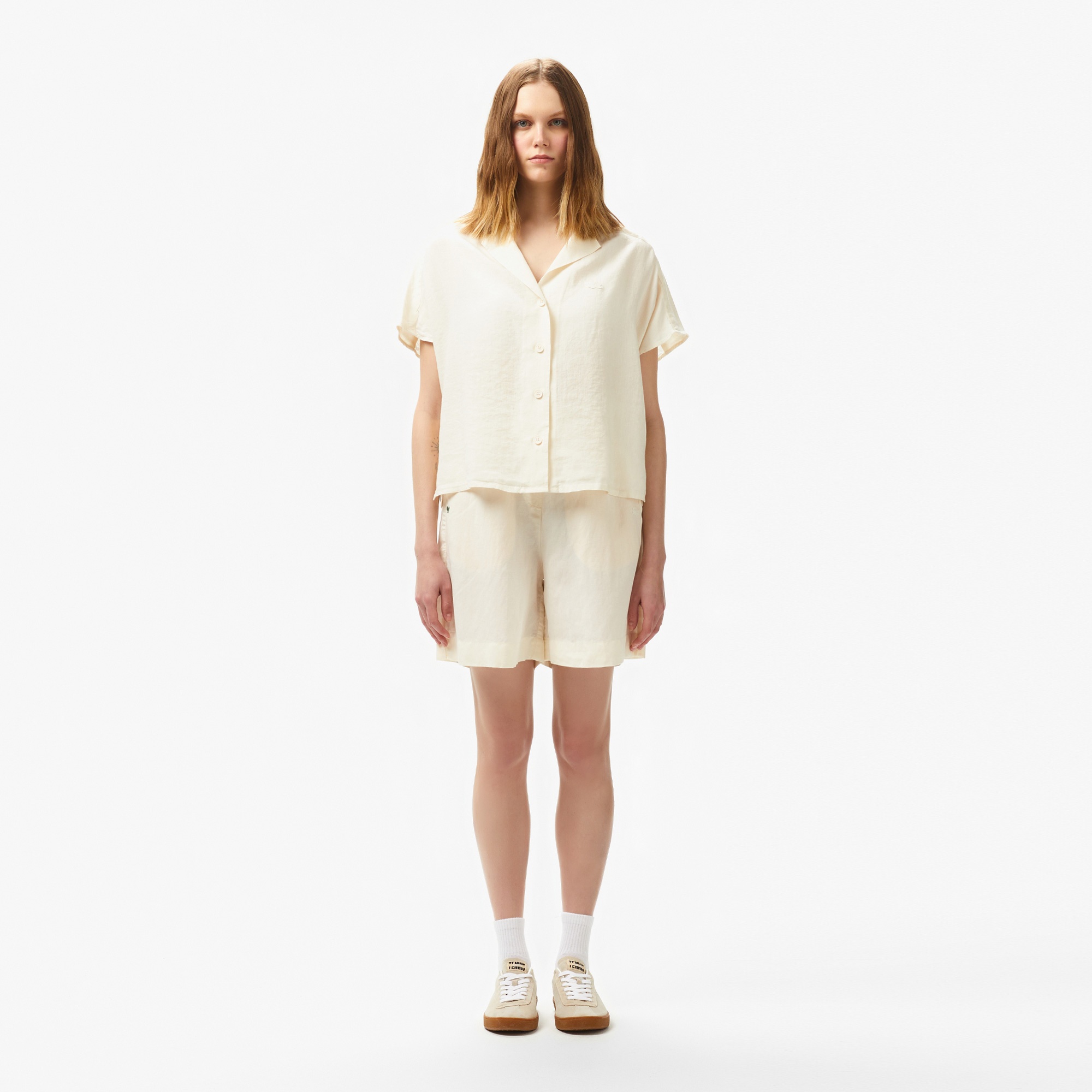 Lacoste Kadın Regular Fit Beyaz Bermuda Şort