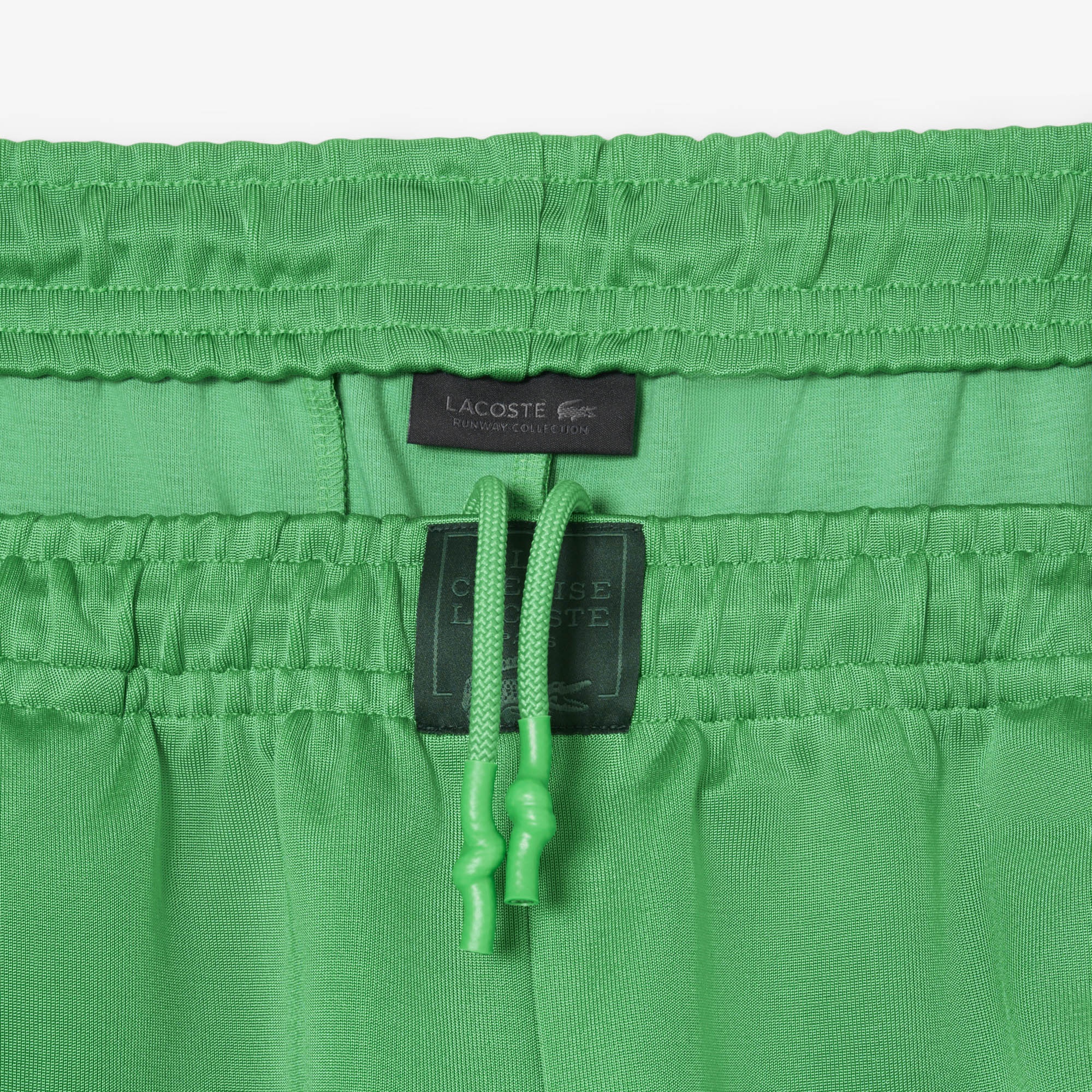 SS25 RUNWAY Kadın Oversize Fit Saten Yeşil Bermuda Şort