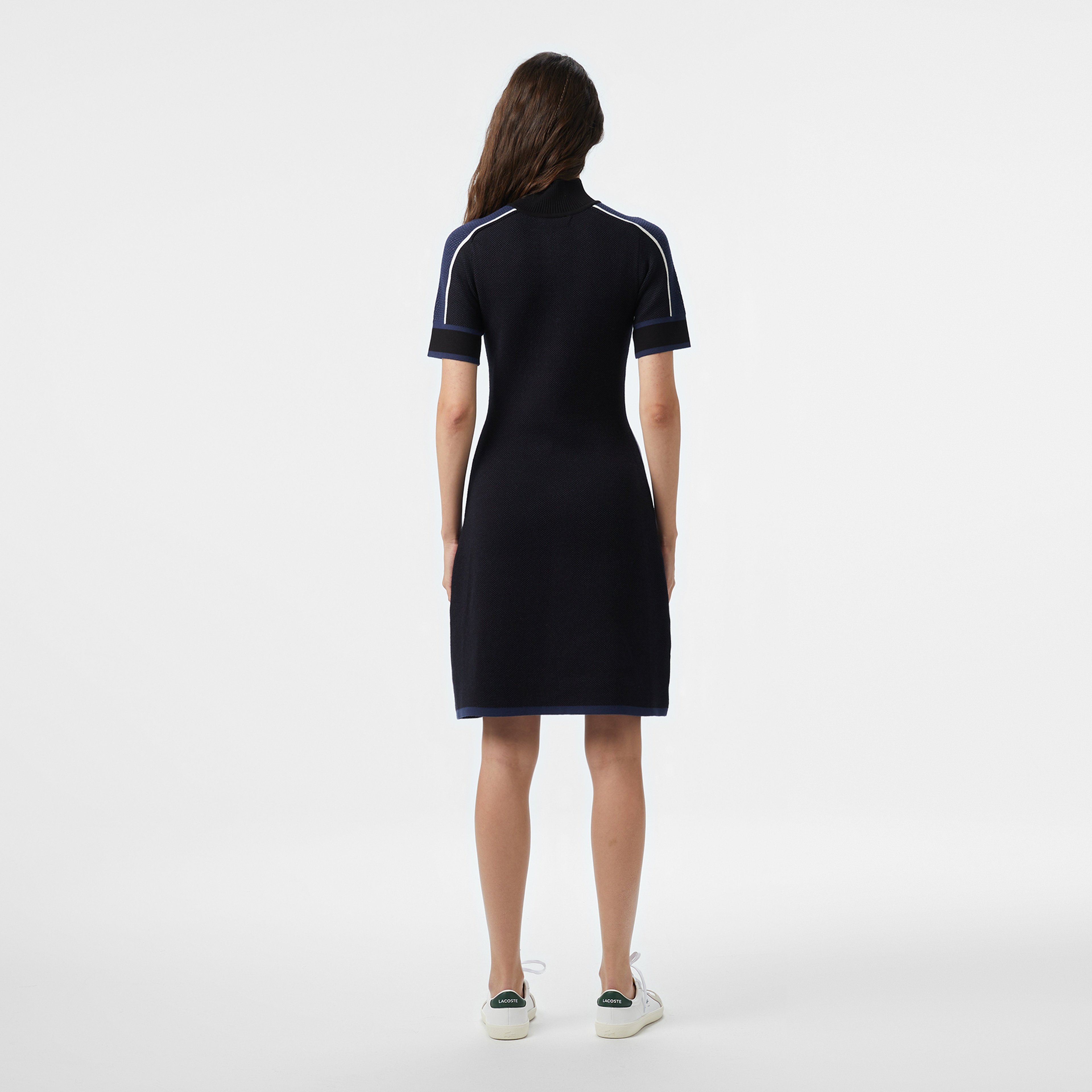 Kadın Classic Fit Kısa Kollu Yarım Fermuarlı Renk Bloklu Siyah Elbise