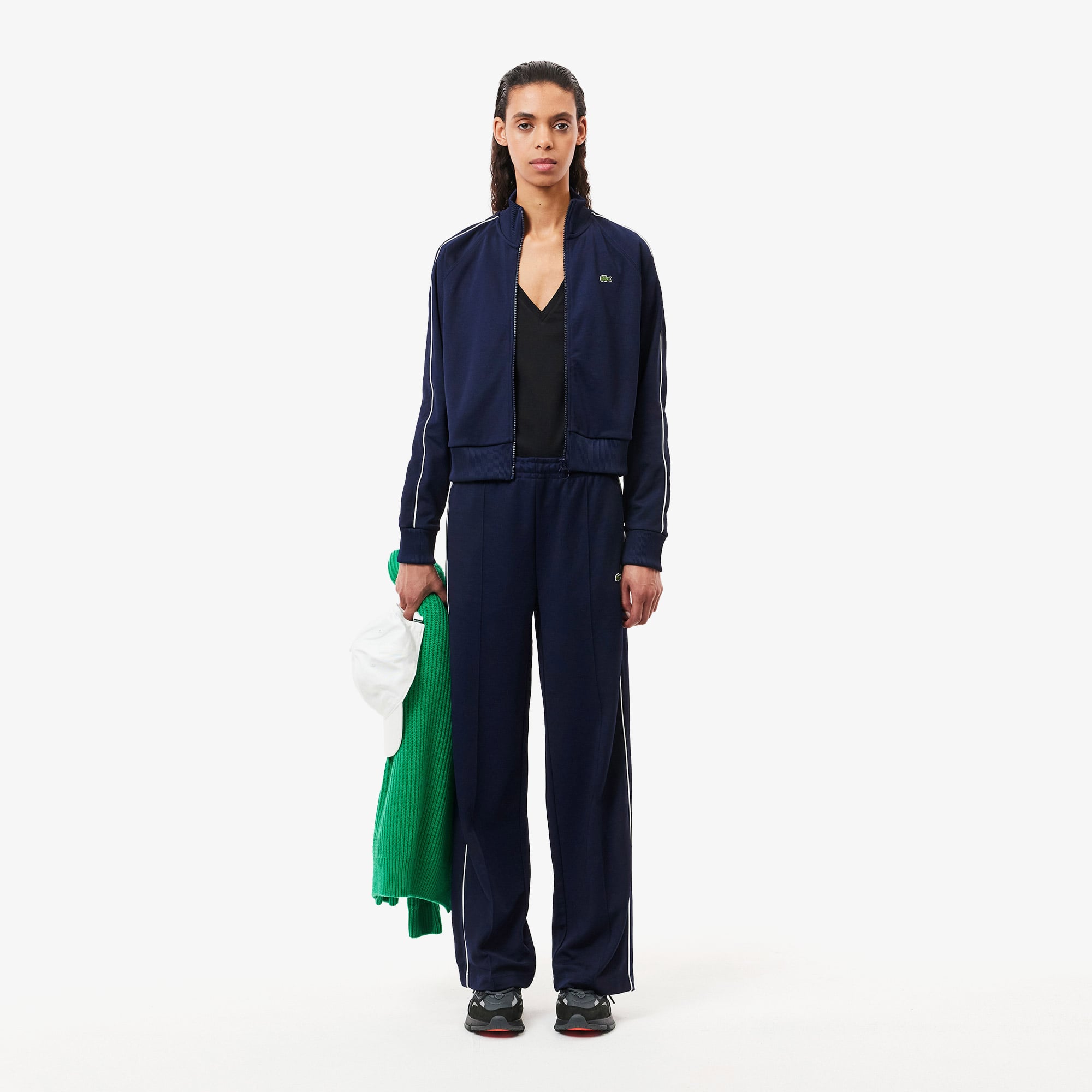 Lacoste Kadın Relaxed Fit V Yaka Siyah T-Shirt görsel 5
