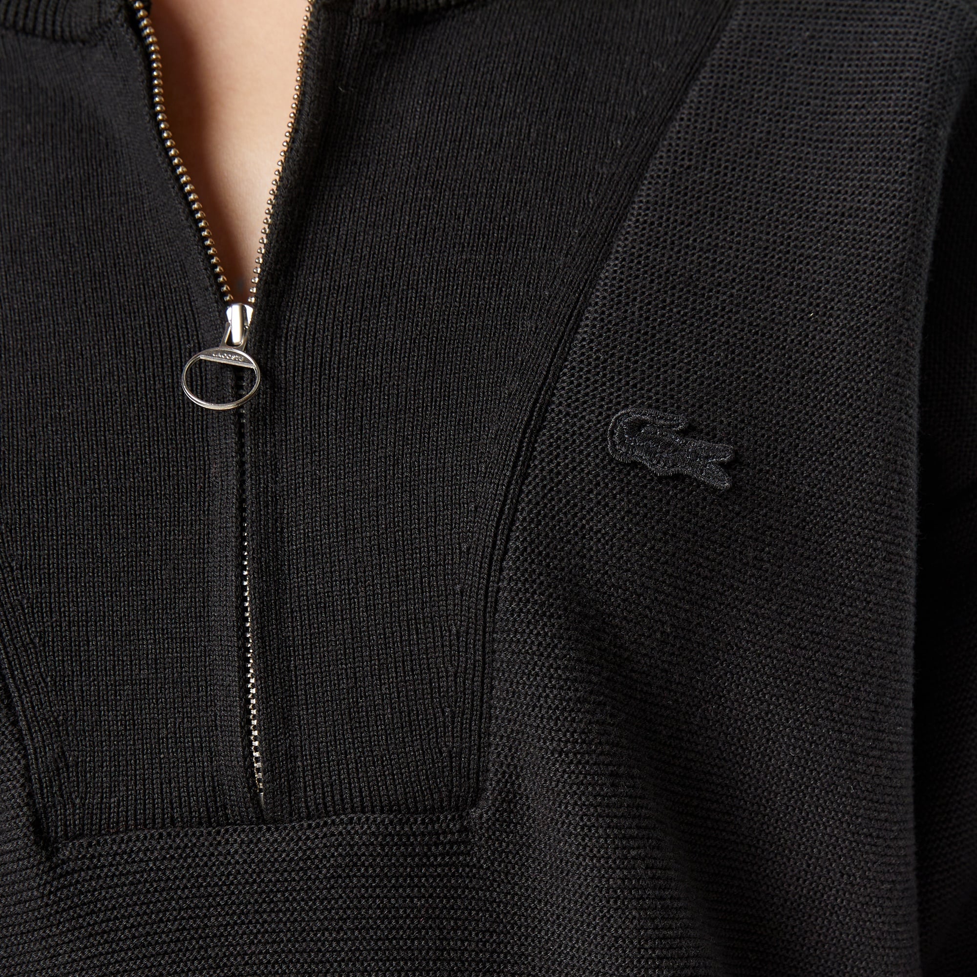 Kadın Classic Fit Yarım Fermuarlı Siyah Kazak